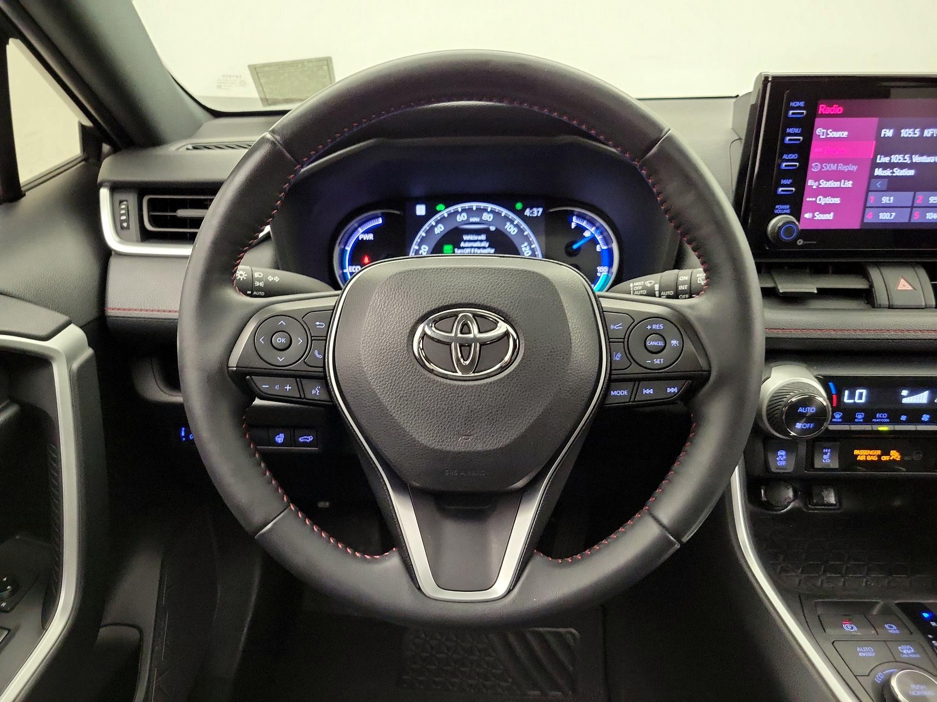Thumbnail: 2021 Toyota RAV4 - 10
