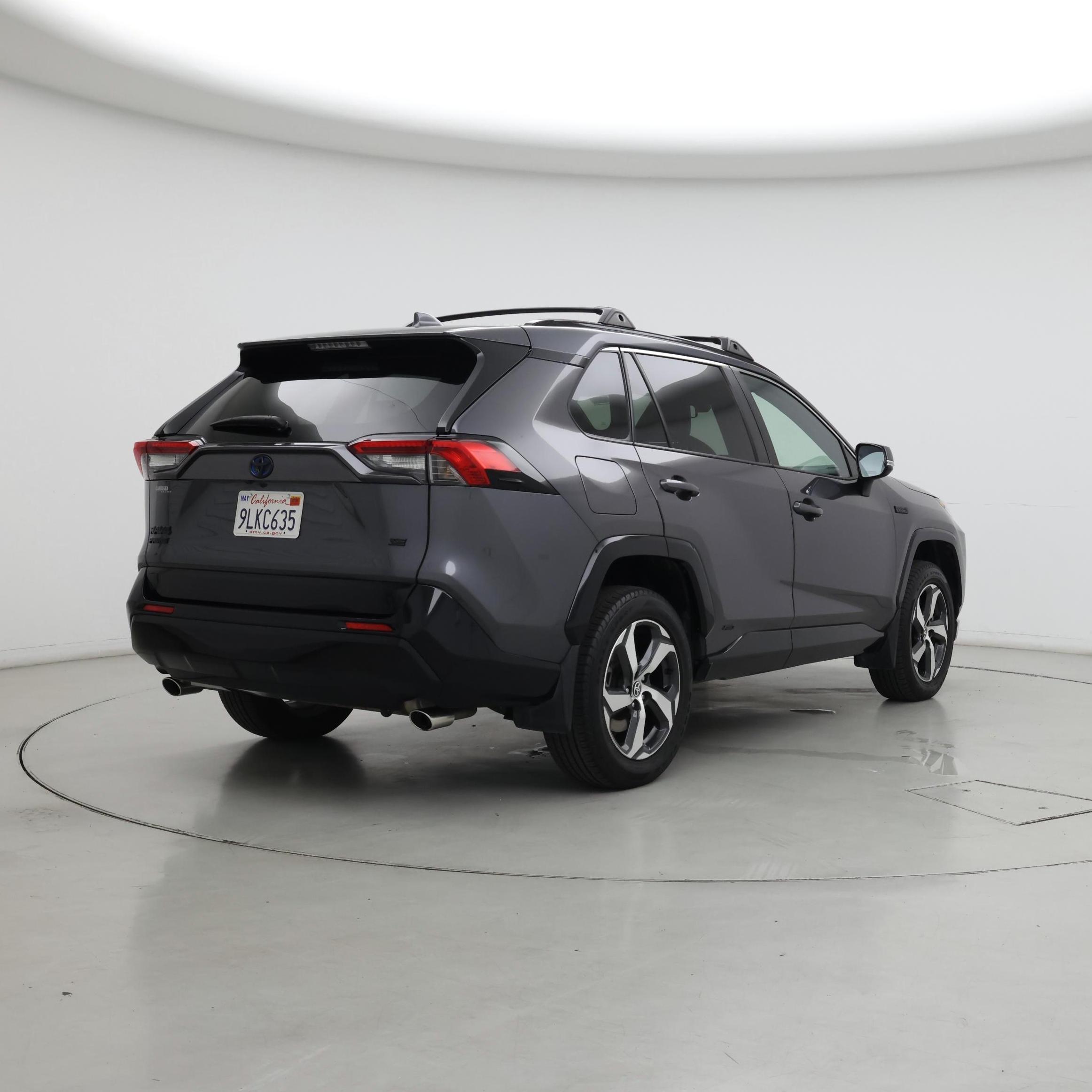 Thumbnail: 2021 Toyota RAV4 - 8