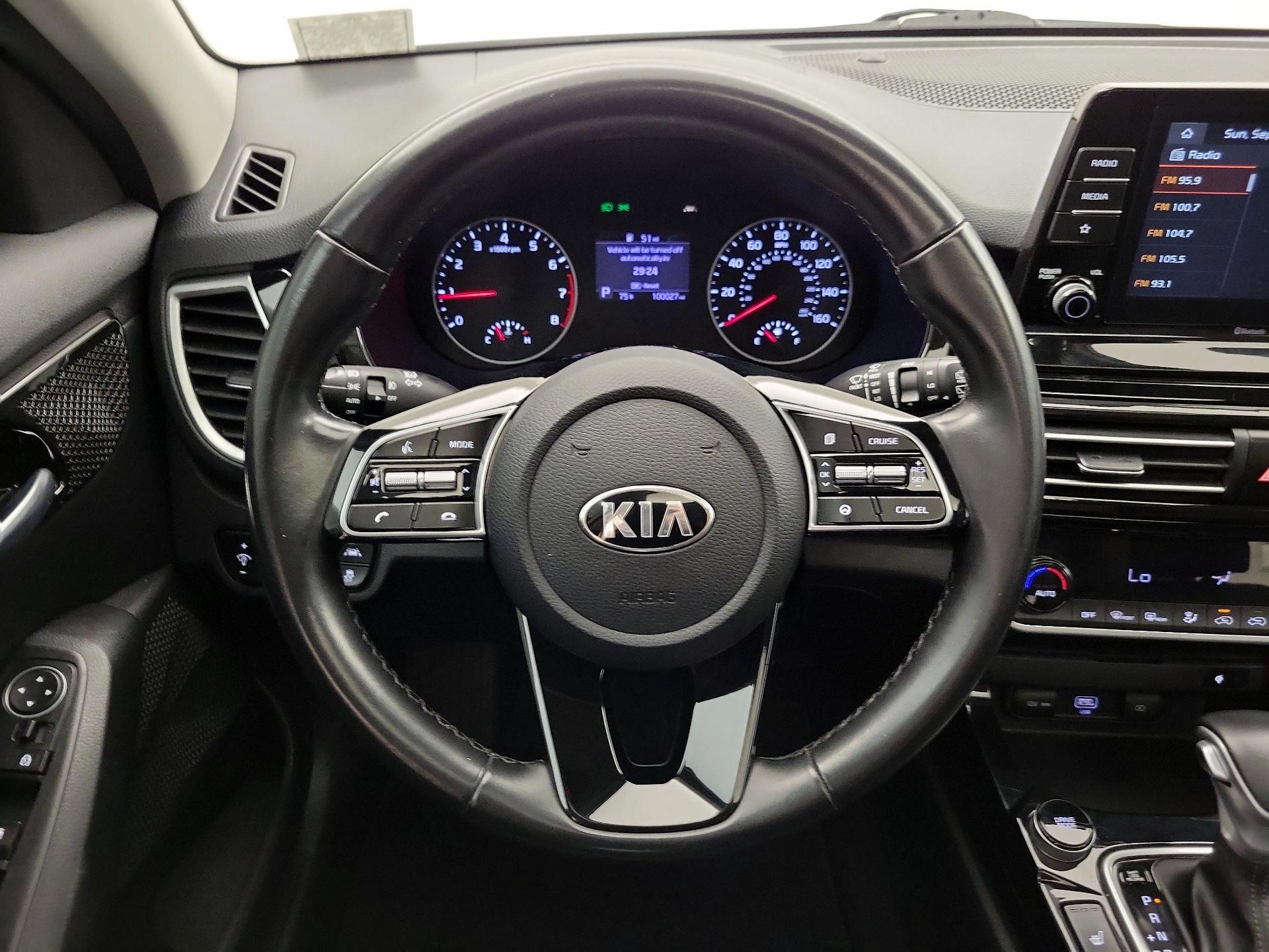 Thumbnail: 2021 Kia Seltos - 10