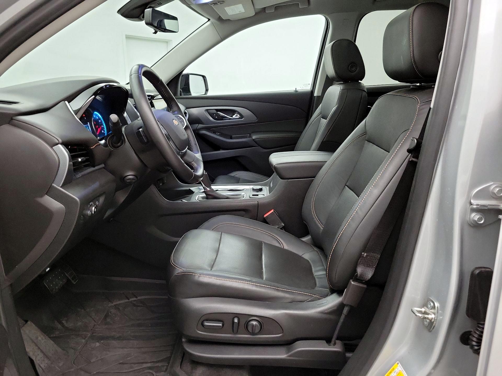 Thumbnail: 2019 Chevrolet Traverse - 11