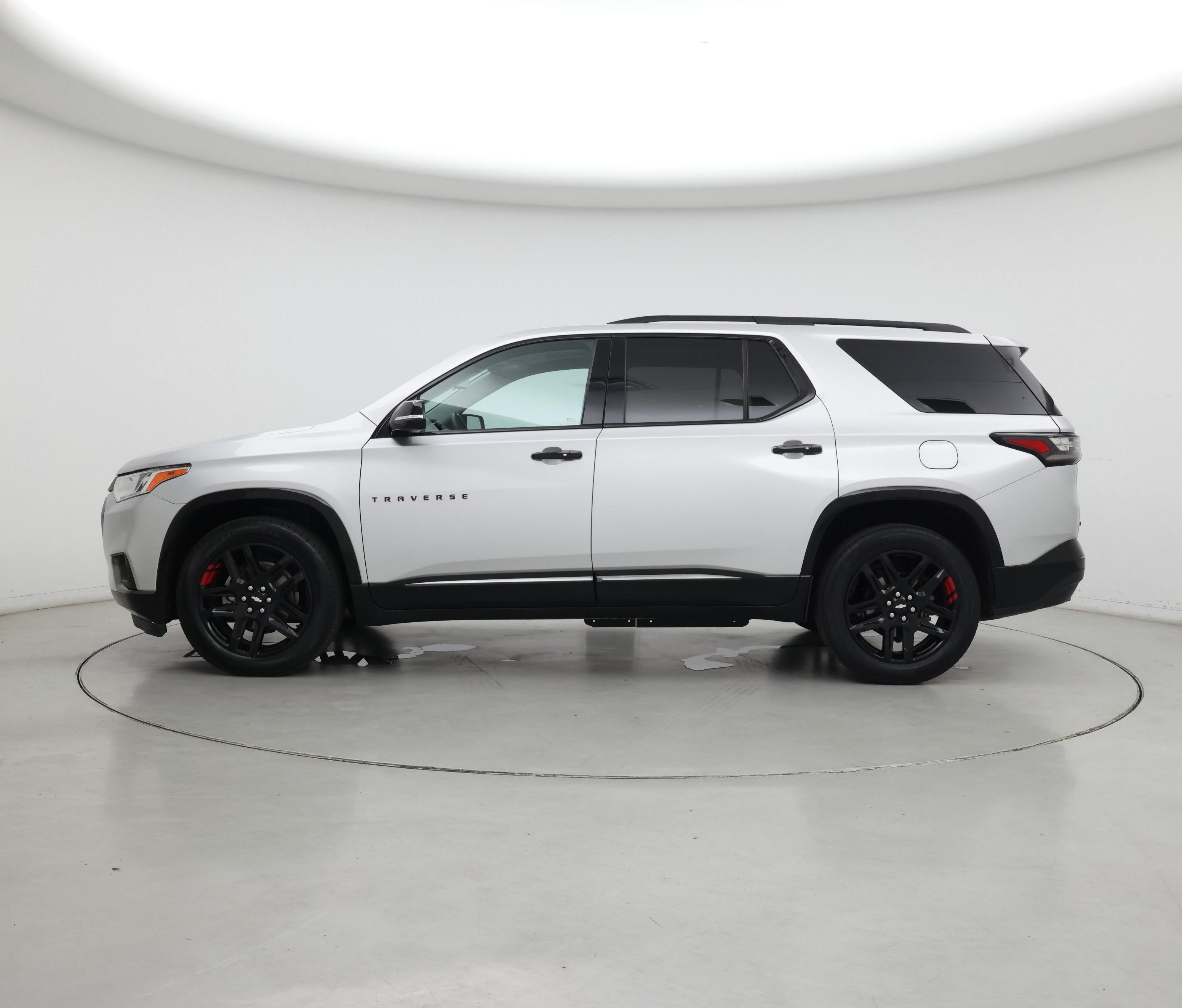 Thumbnail: 2019 Chevrolet Traverse - 3