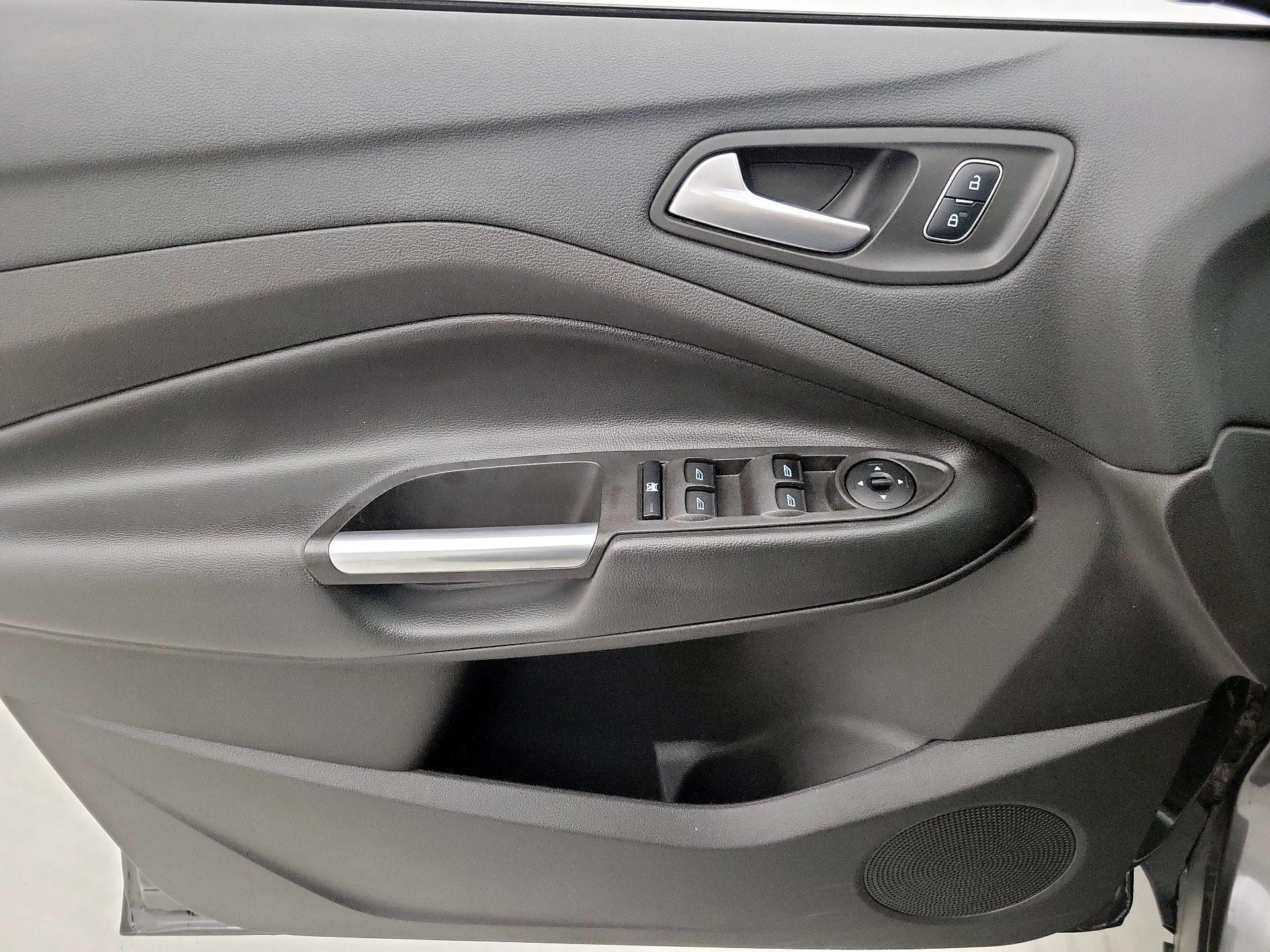 Thumbnail: 2017 Ford Escape - 12