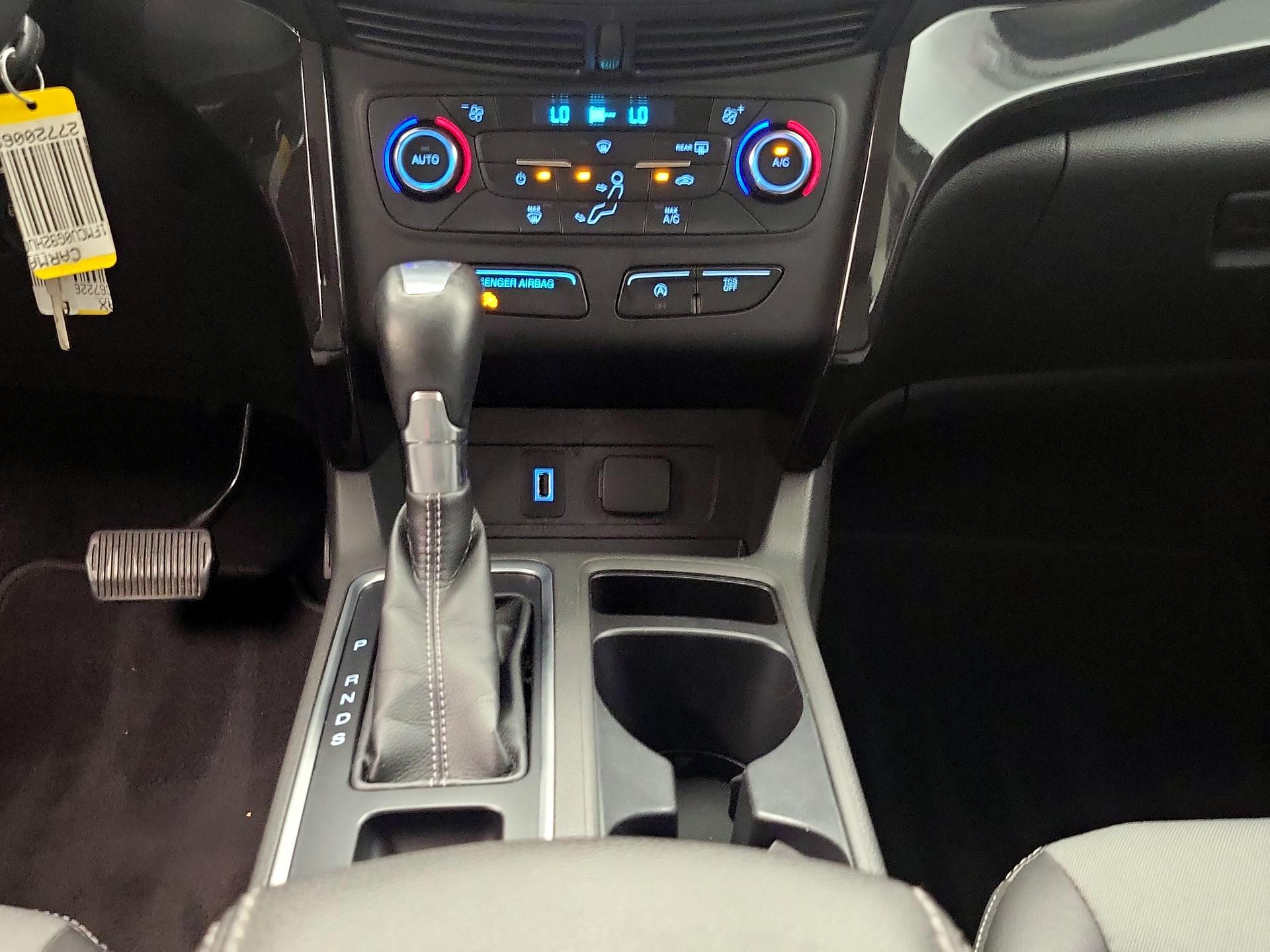 Thumbnail: 2017 Ford Escape - 17