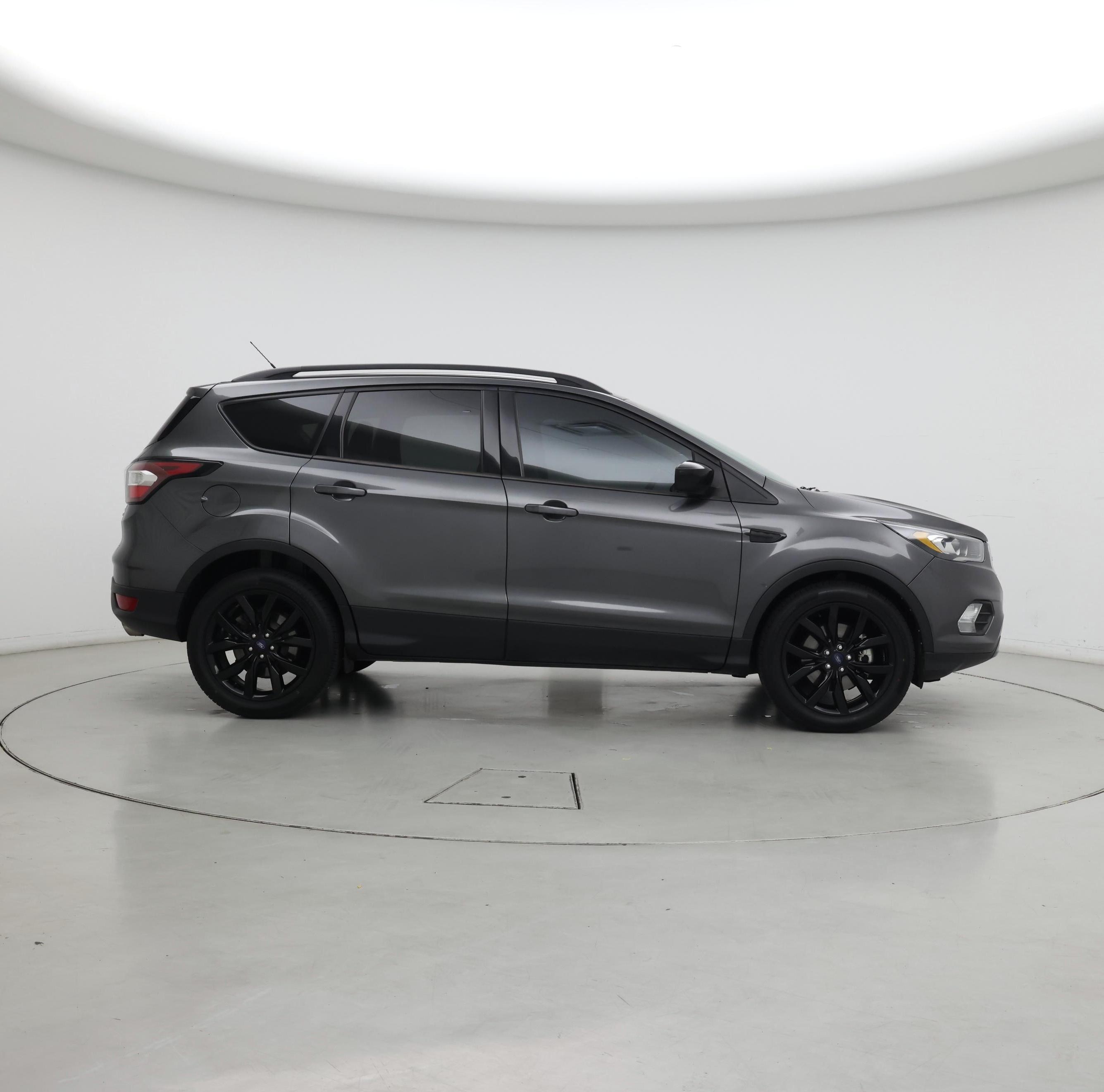 Thumbnail: 2017 Ford Escape - 7