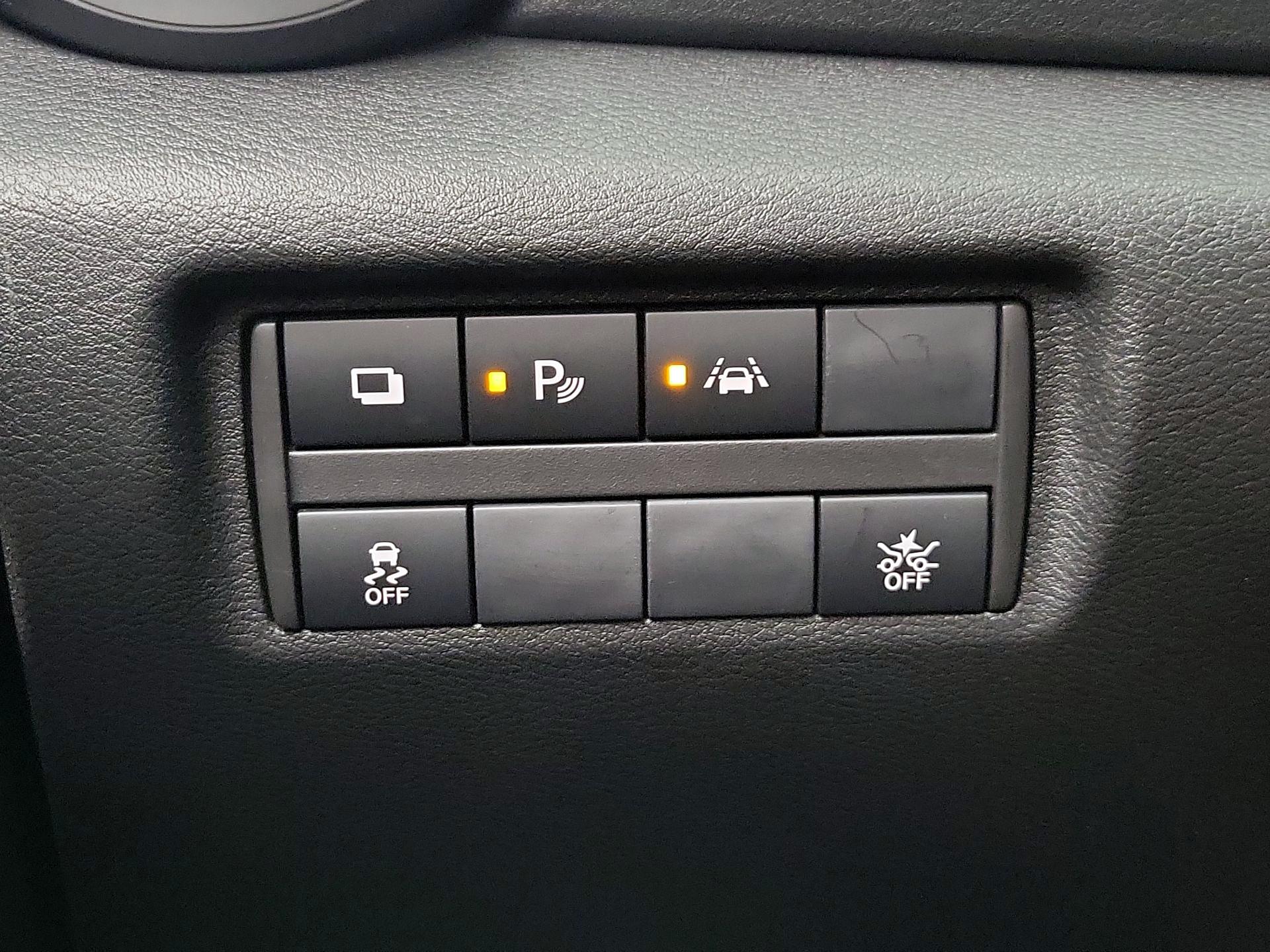 Thumbnail: 2022 Nissan Versa - 13