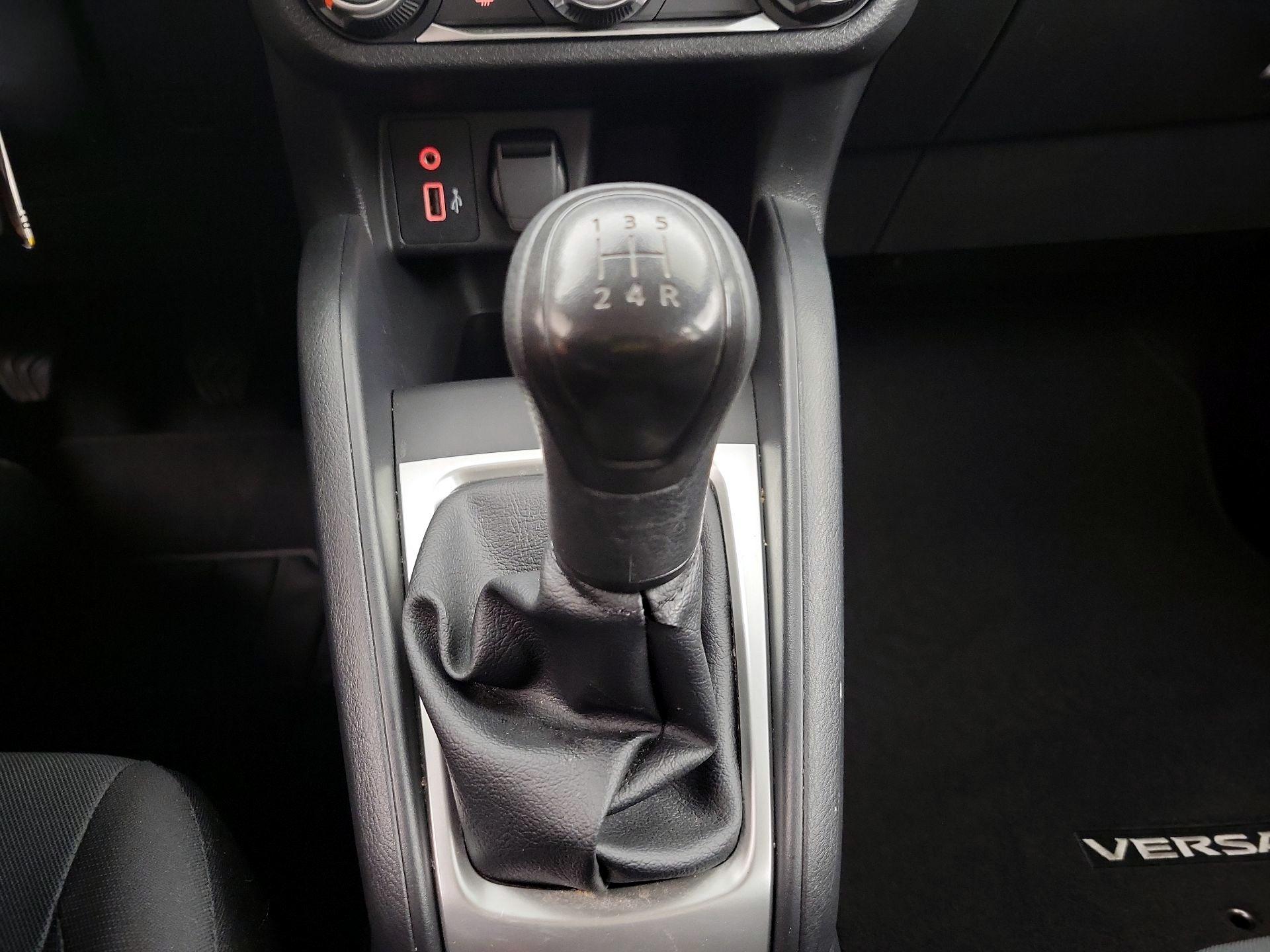 Thumbnail: 2022 Nissan Versa - 17