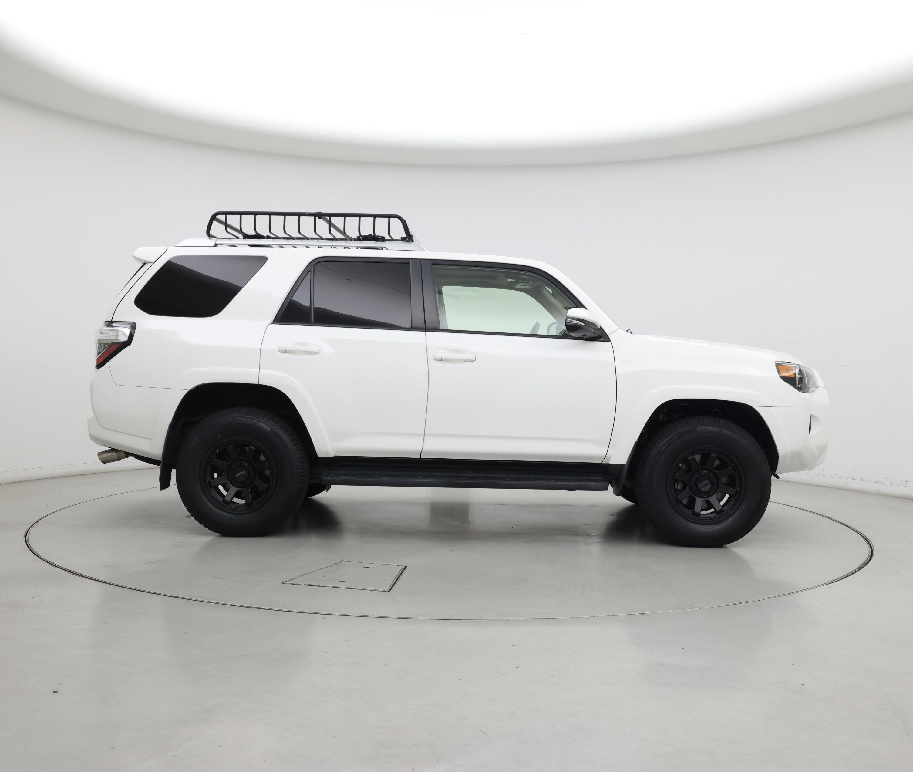 Thumbnail: 2018 Toyota 4Runner - 7