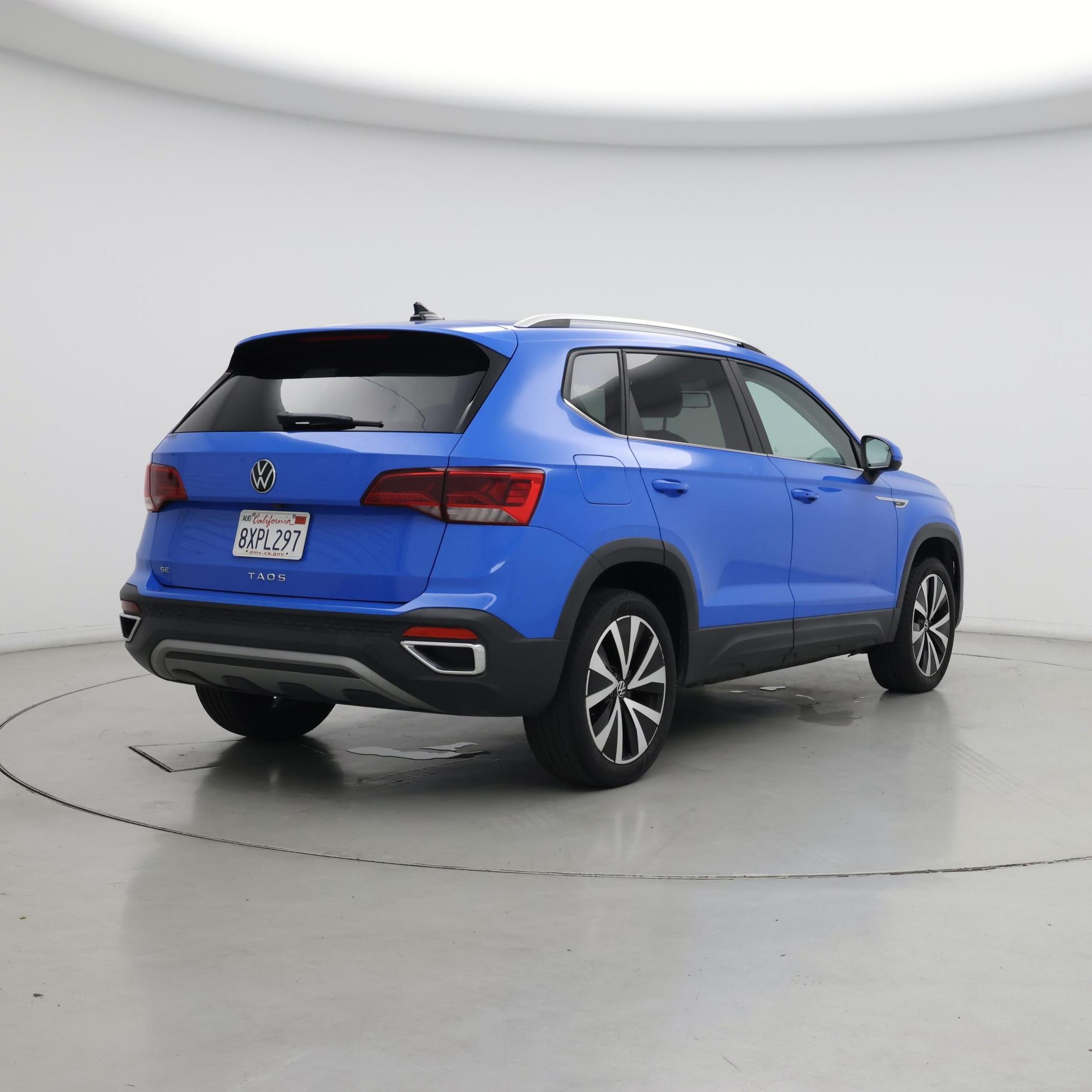 Thumbnail: 2022 Volkswagen Taos - 8