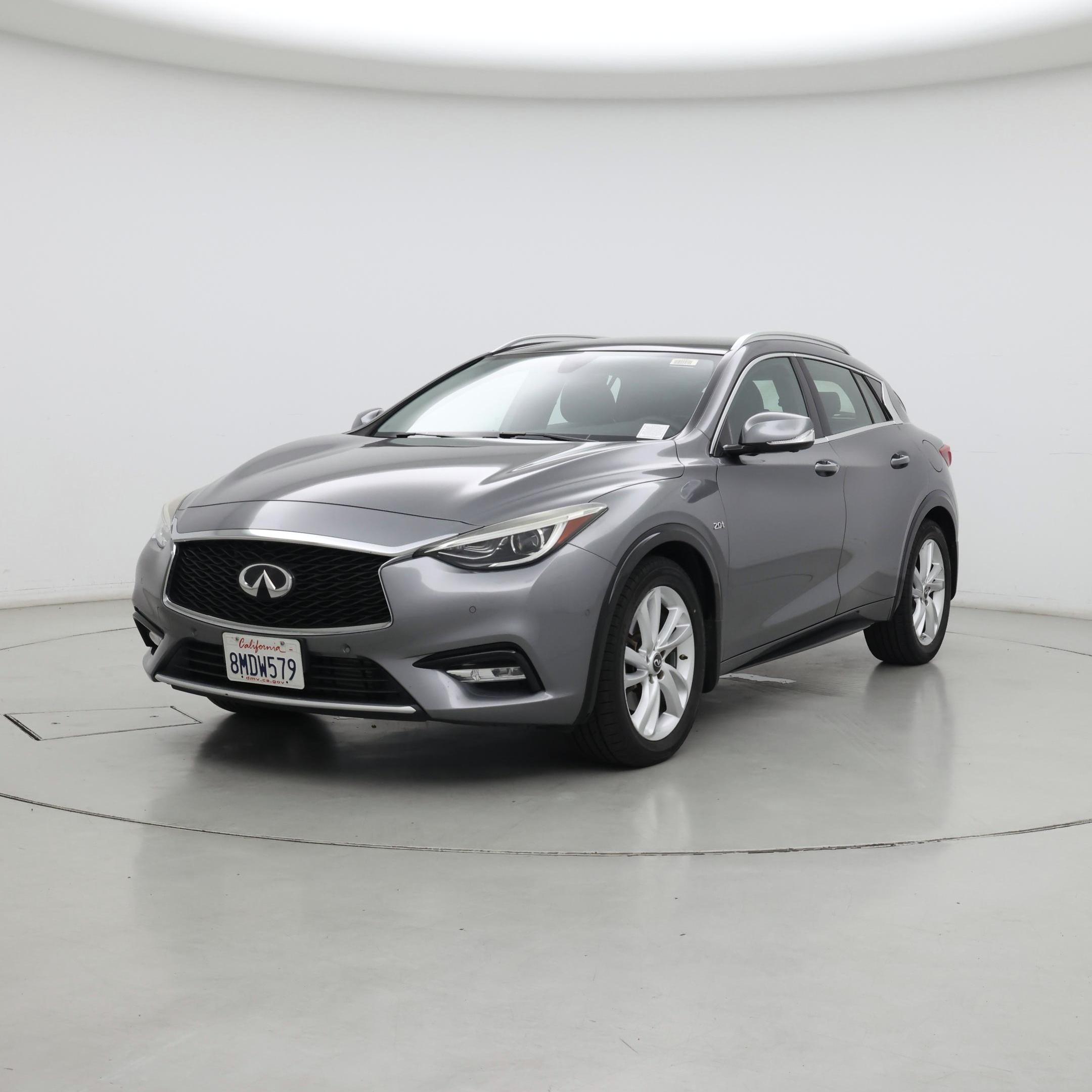 Thumbnail: 2019 INFINITI QX30 - 4