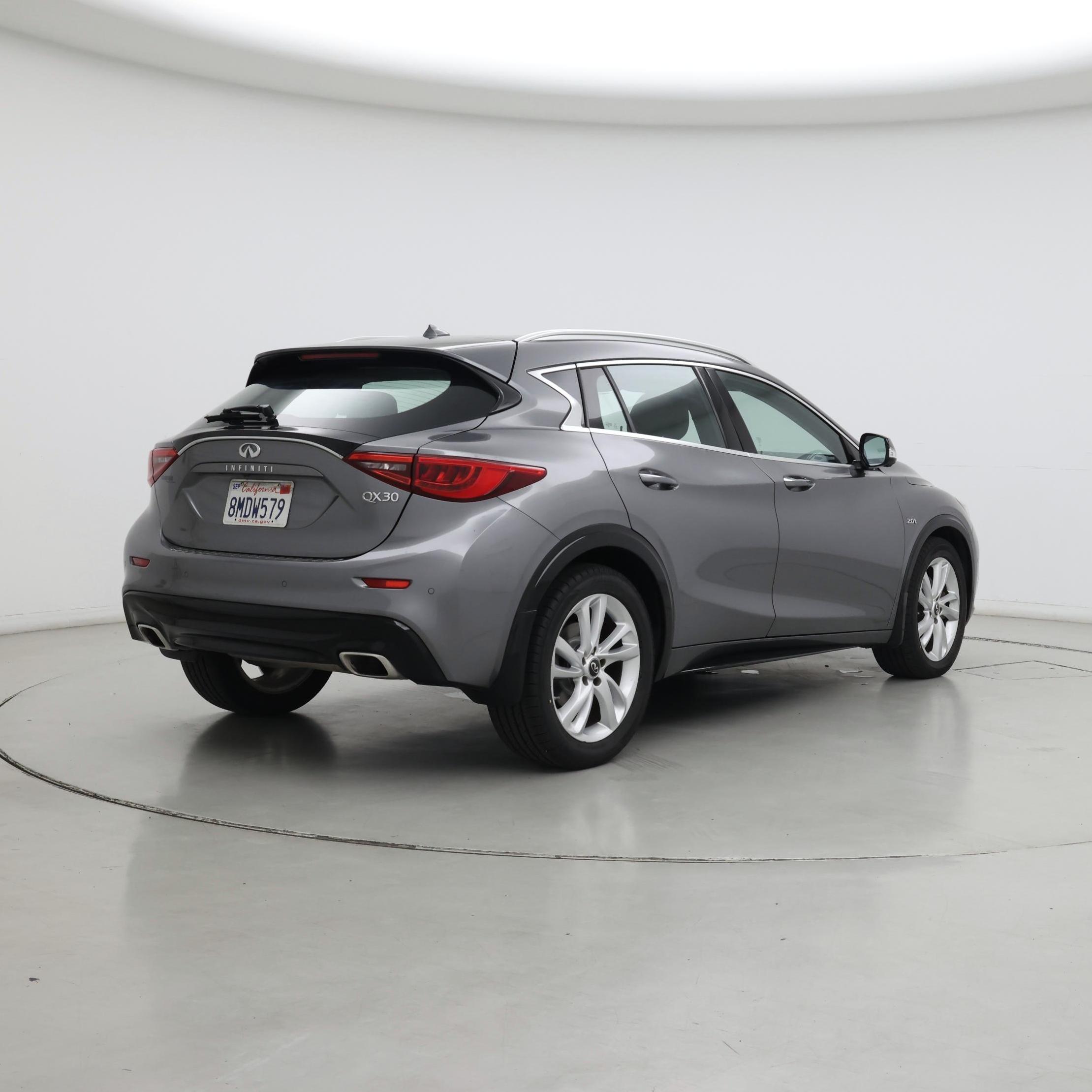 Thumbnail: 2019 INFINITI QX30 - 8