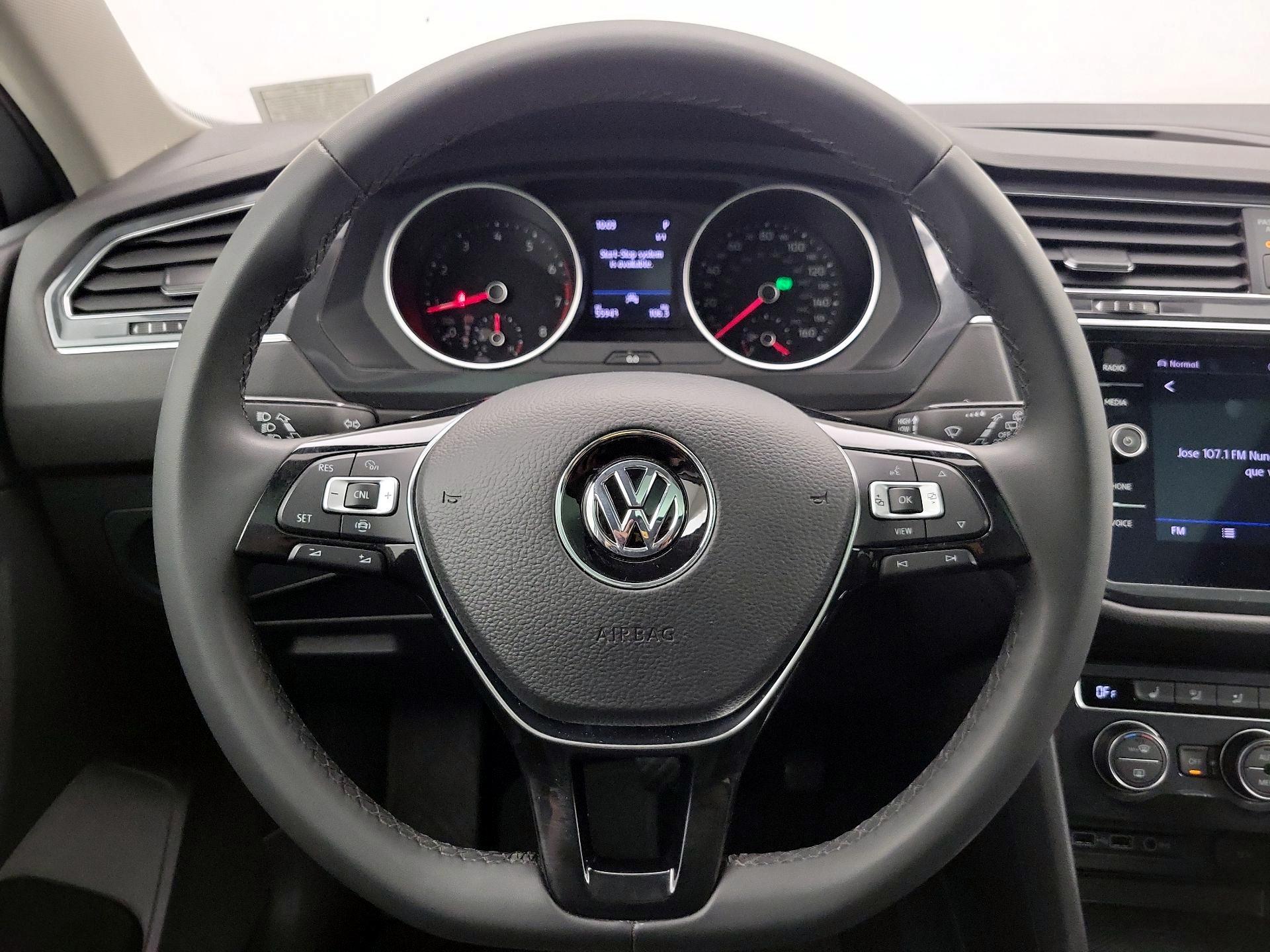 Thumbnail: 2020 Volkswagen Tiguan - 10