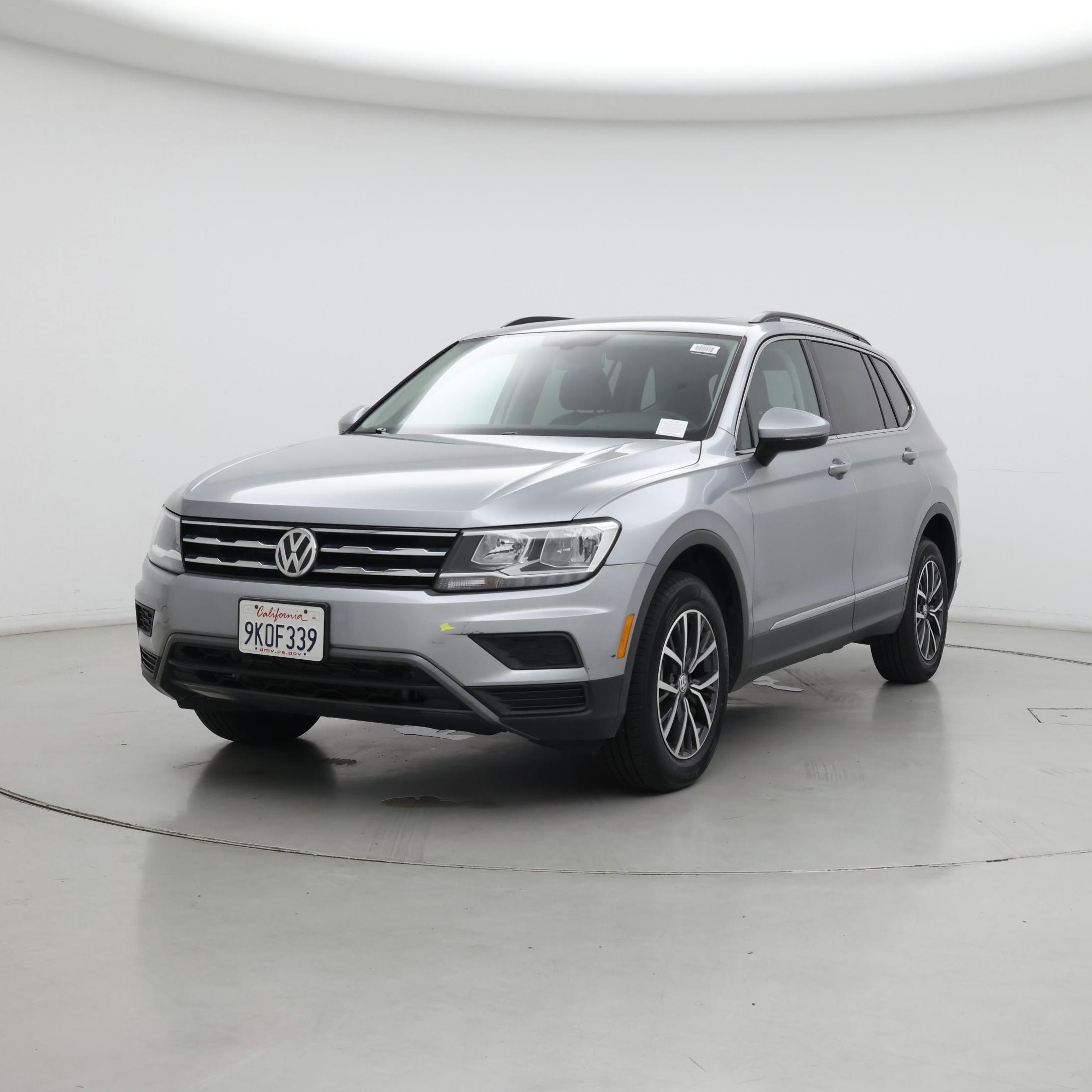 Thumbnail: 2020 Volkswagen Tiguan - 4