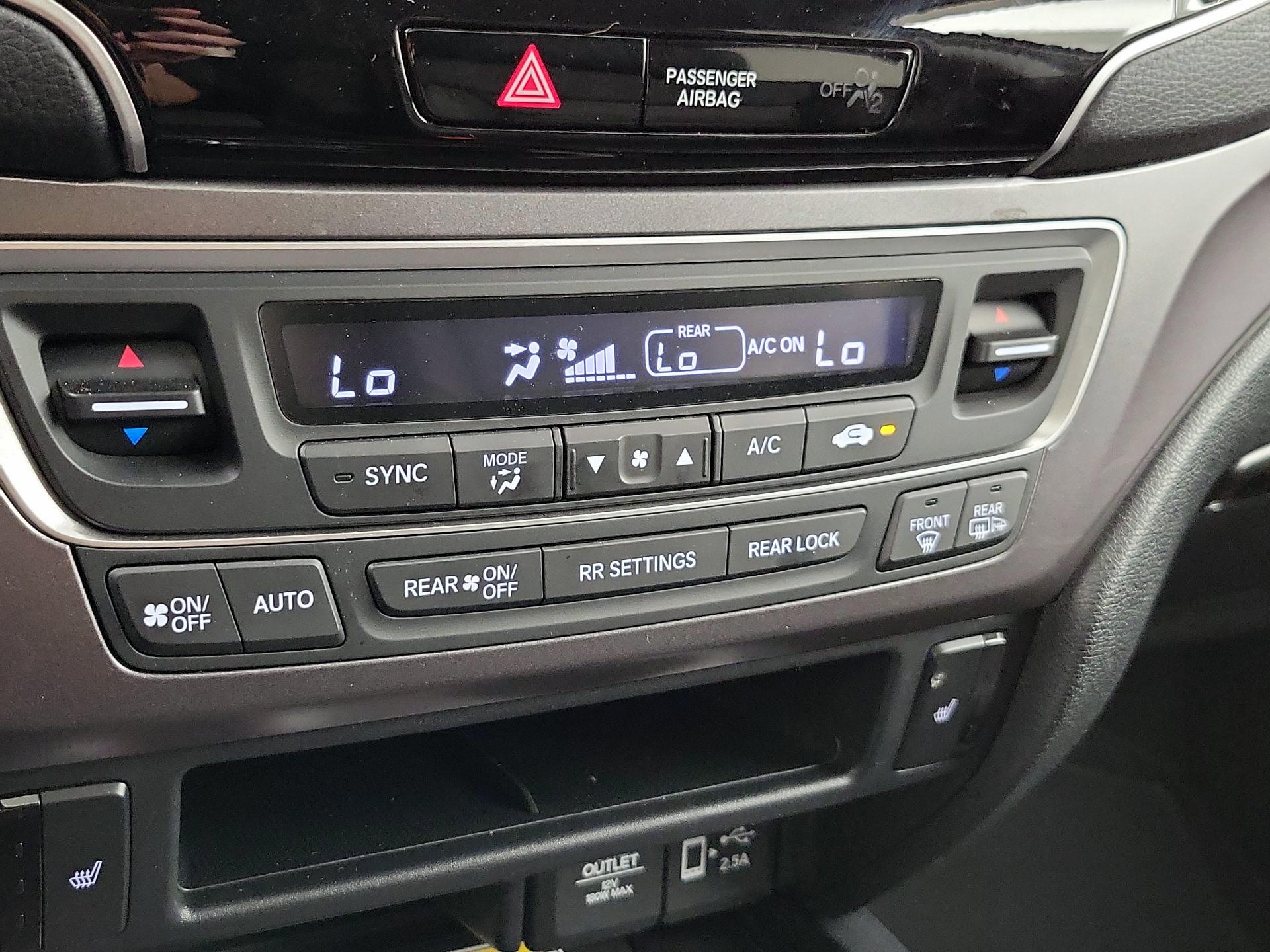 Thumbnail: 2021 Honda Pilot - 16