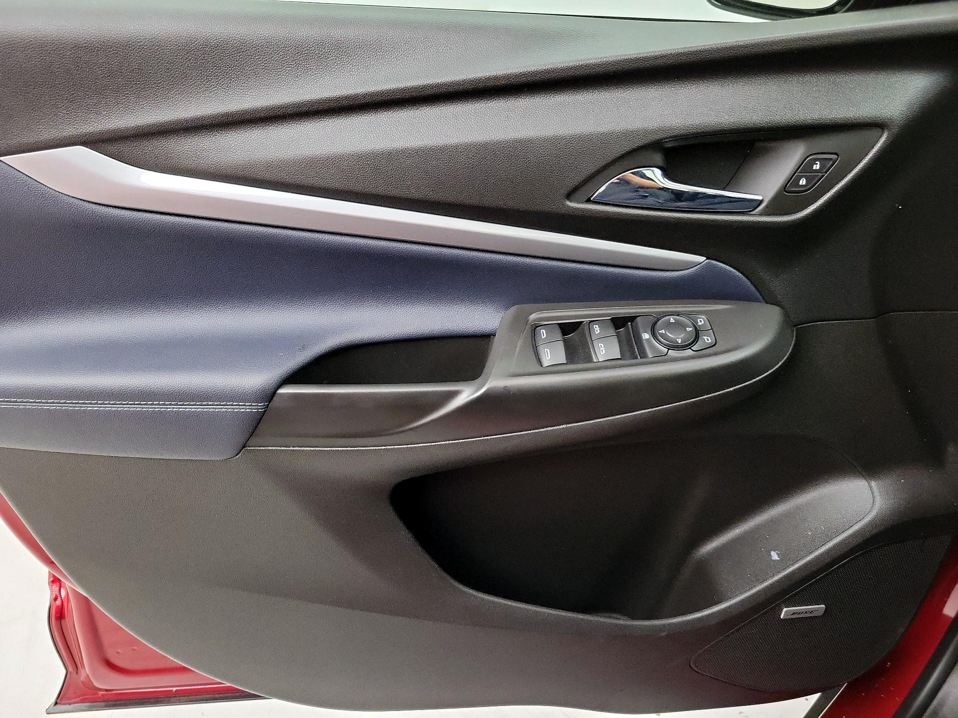 Thumbnail: 2023 Chevrolet Bolt EUV - 12