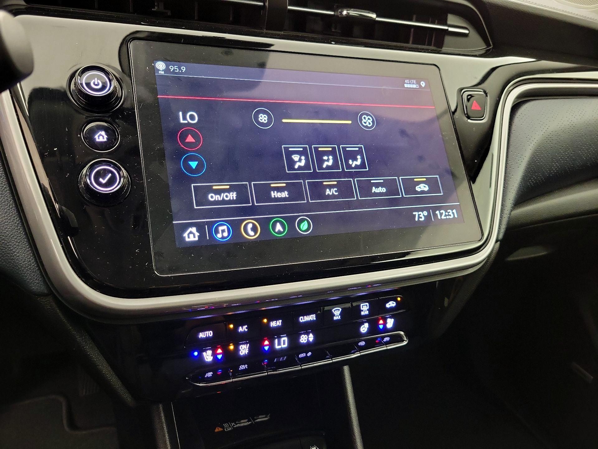 Thumbnail: 2023 Chevrolet Bolt EUV - 17