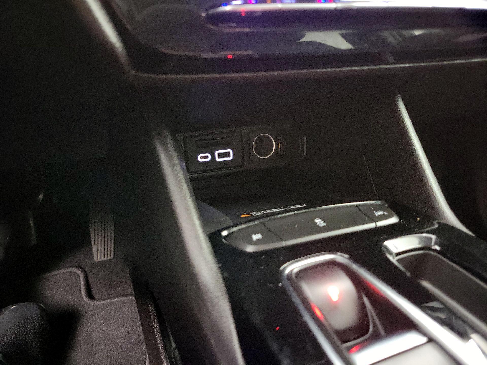 Thumbnail: 2023 Chevrolet Bolt EUV - 19