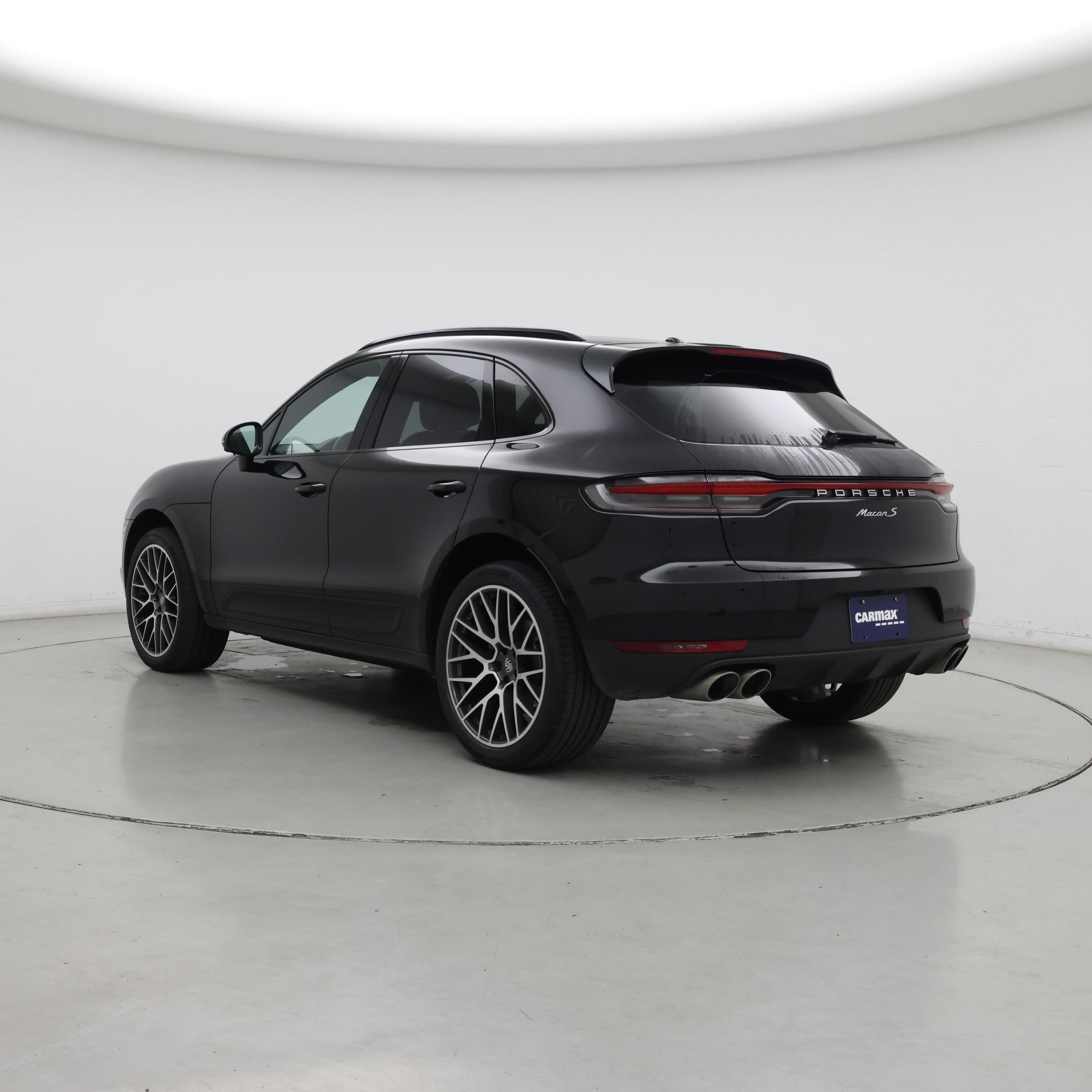 Thumbnail: 2020 Porsche Macan - 2