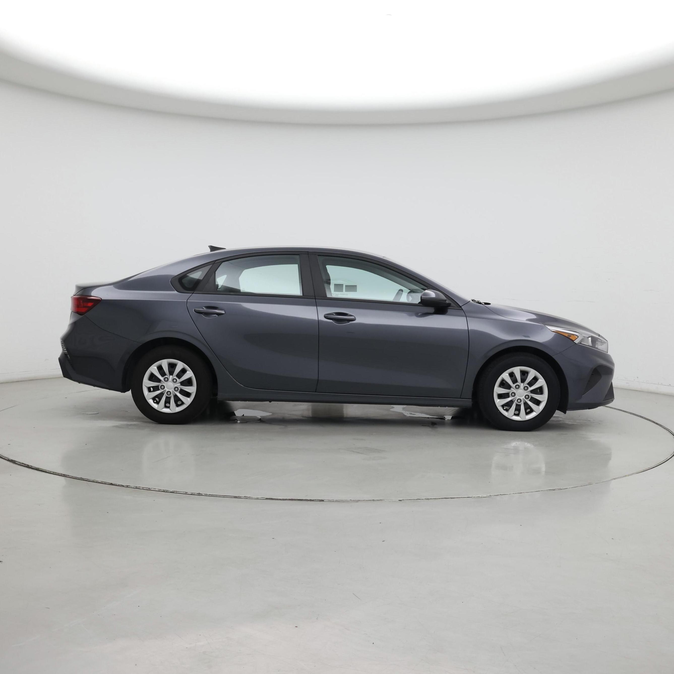 Thumbnail: 2023 Kia Forte - 7