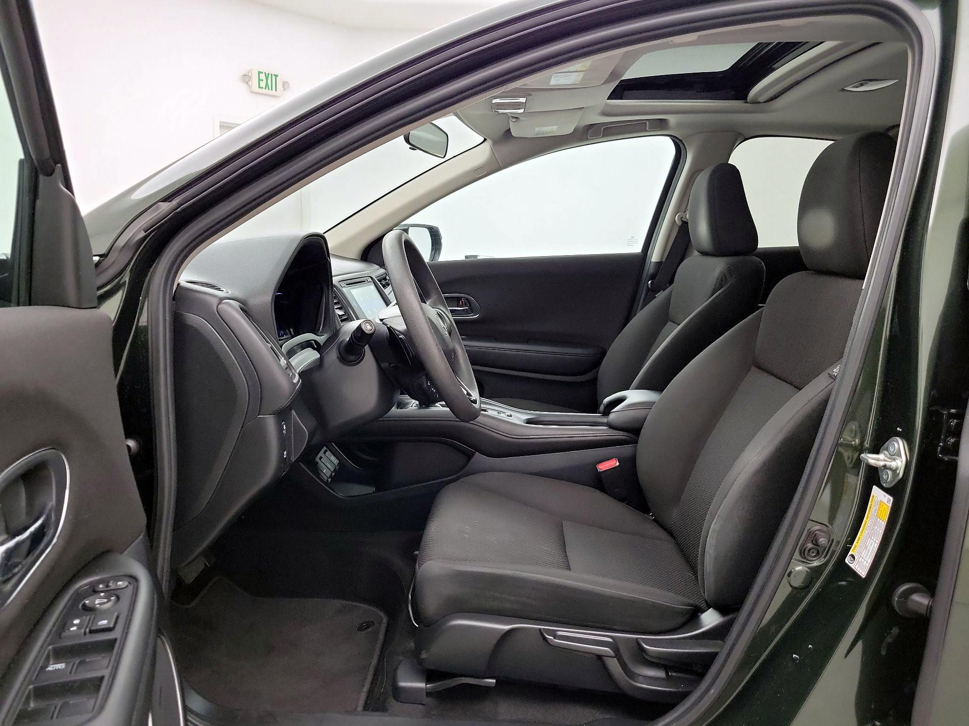 Thumbnail: 2017 Honda HR-V - 11