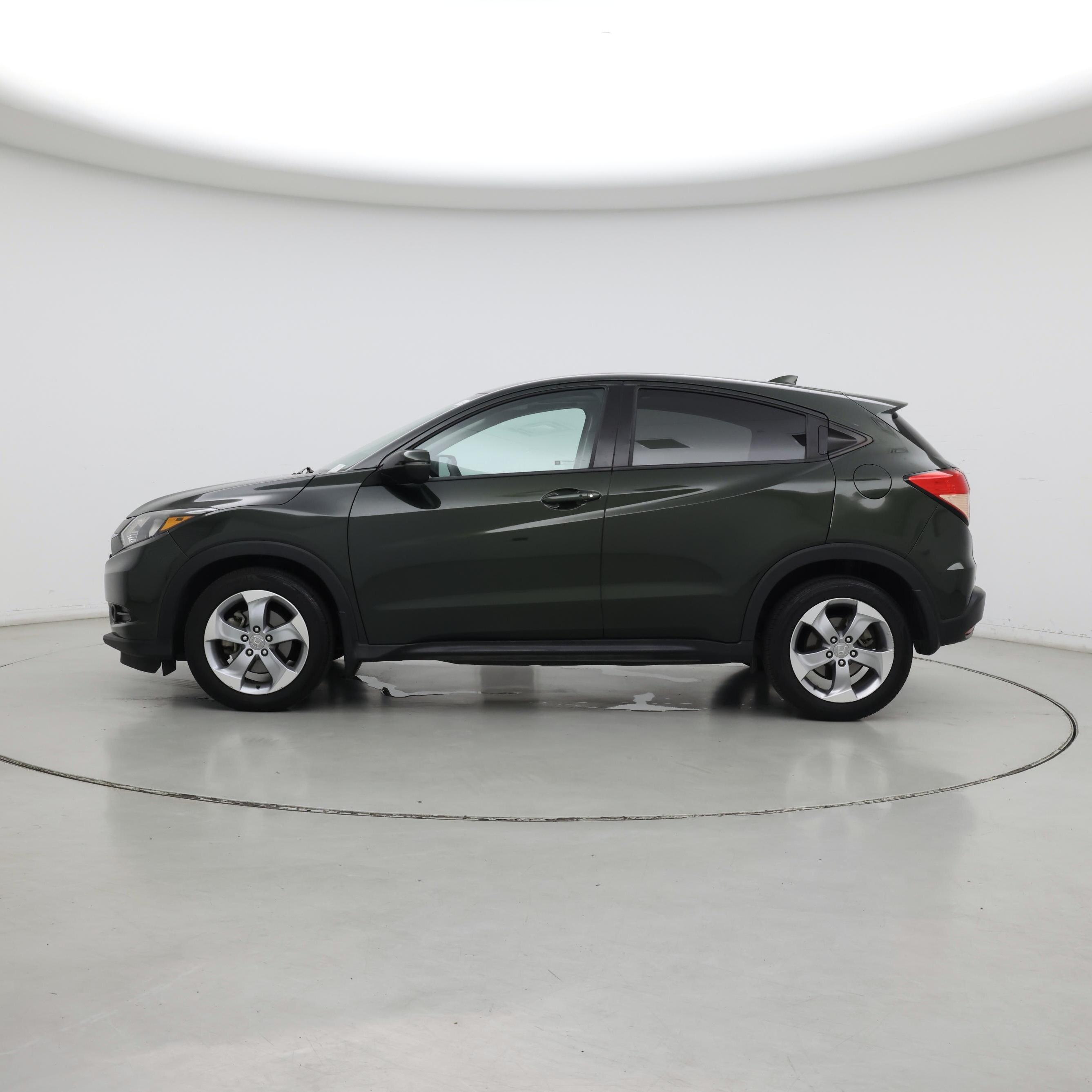 Thumbnail: 2017 Honda HR-V - 3