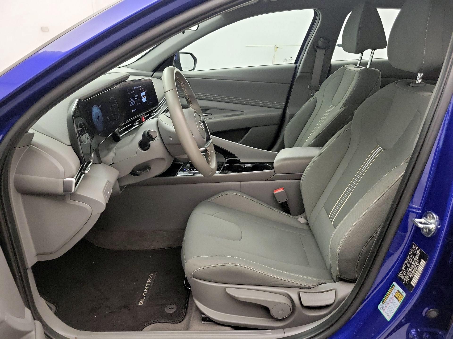 Thumbnail: 2023 Hyundai Elantra - 11