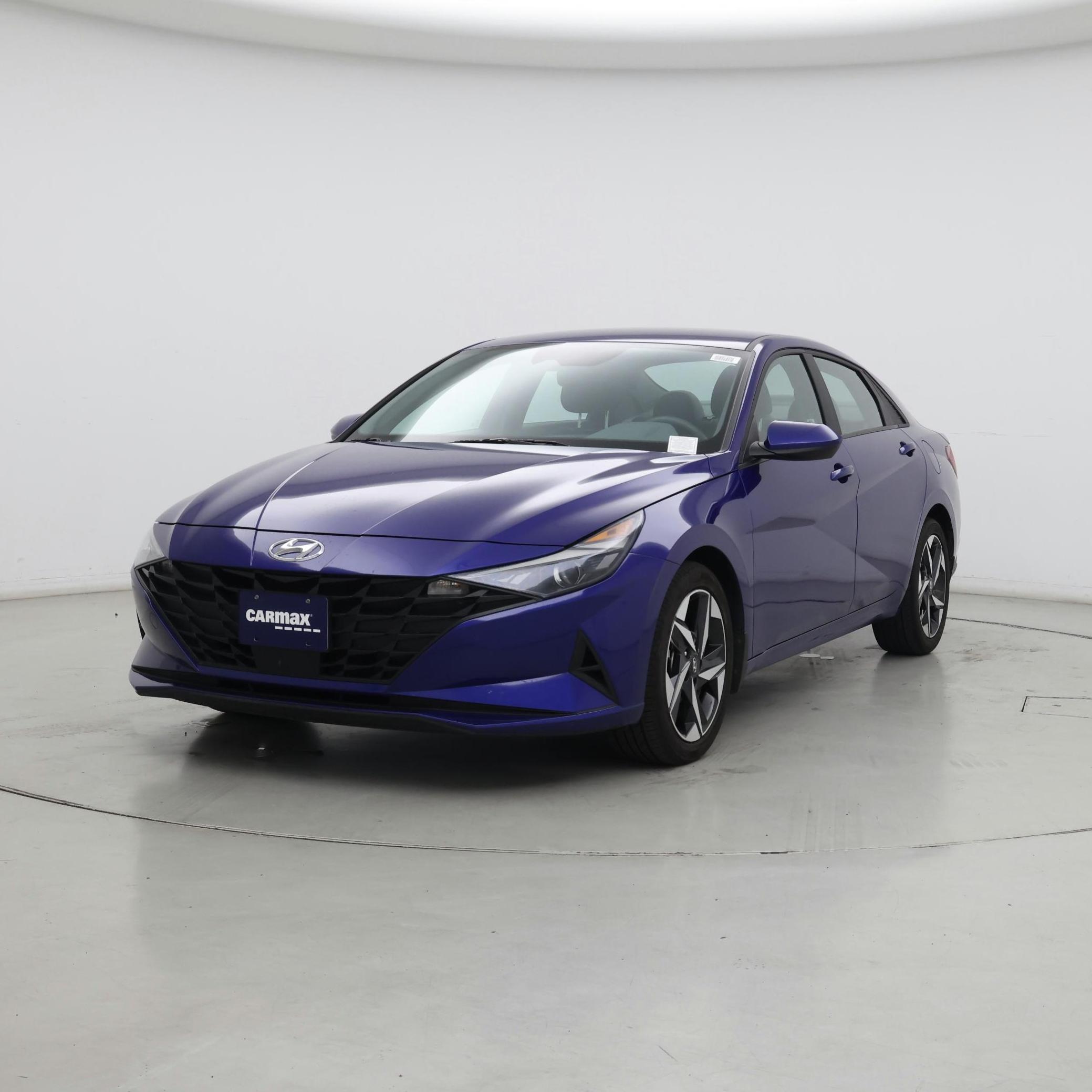 Thumbnail: 2023 Hyundai Elantra - 4