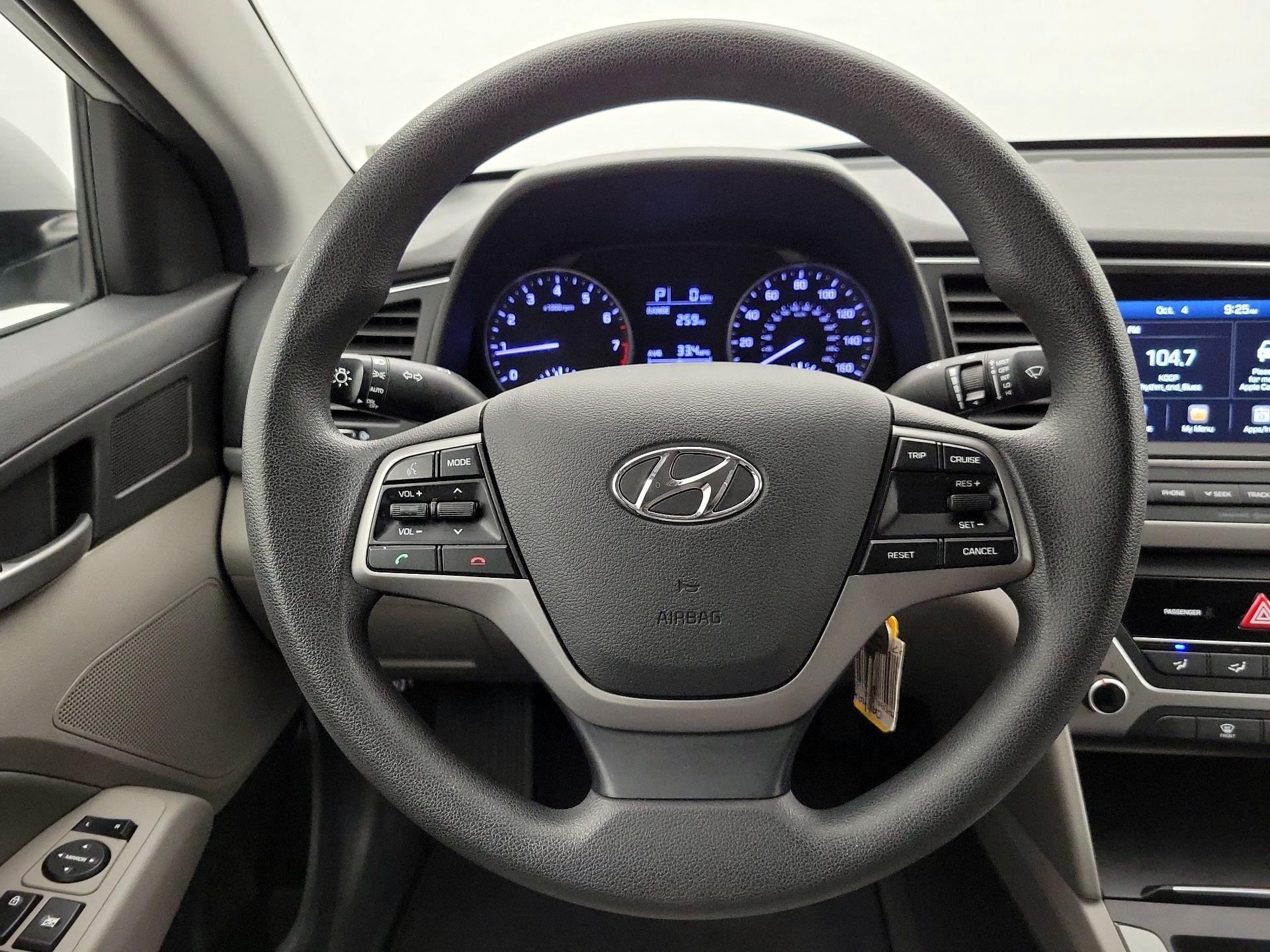 Thumbnail: 2017 Hyundai Elantra - 10