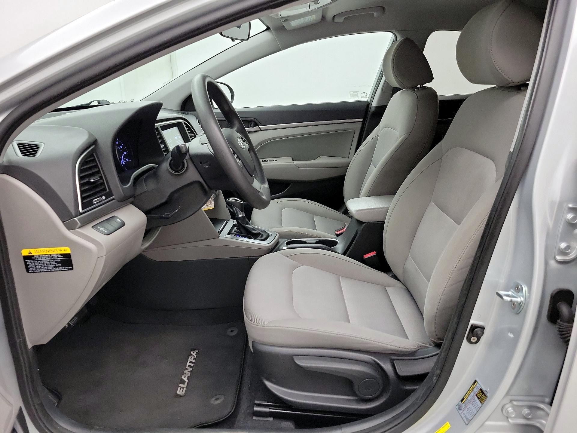 Thumbnail: 2017 Hyundai Elantra - 11