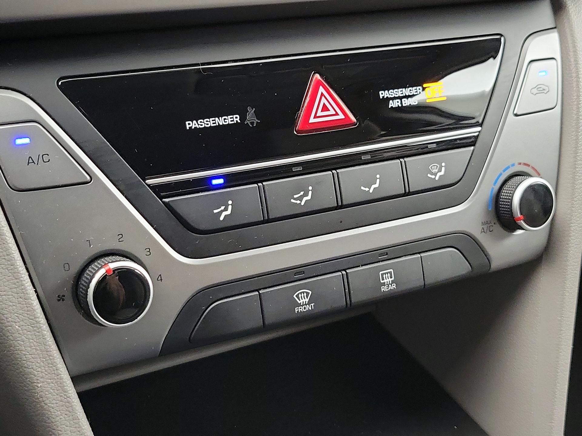 Thumbnail: 2017 Hyundai Elantra - 16