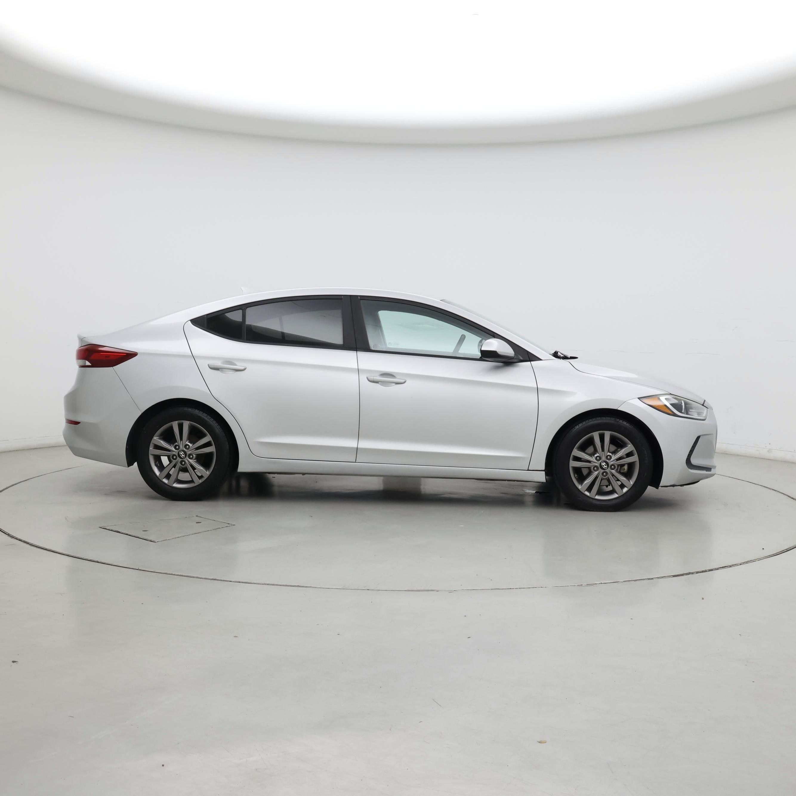 Thumbnail: 2017 Hyundai Elantra - 7