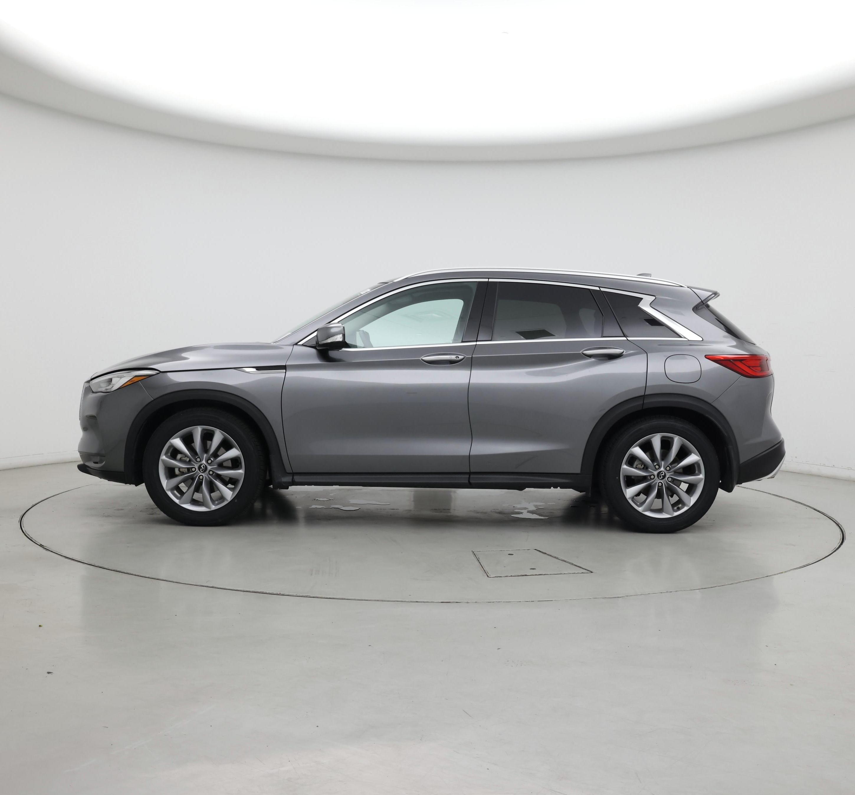 Thumbnail: 2019 INFINITI QX50 - 3