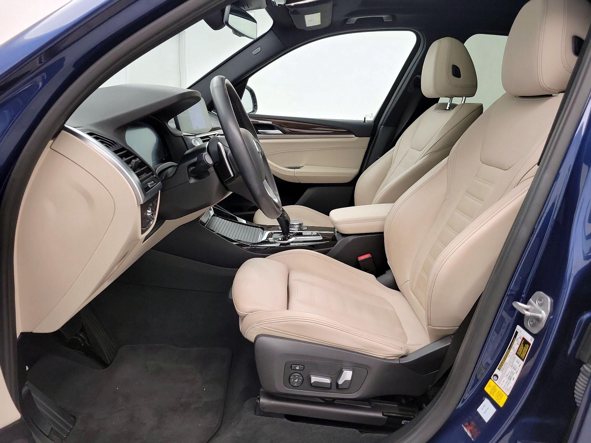 Thumbnail: 2021 BMW X3 - 11