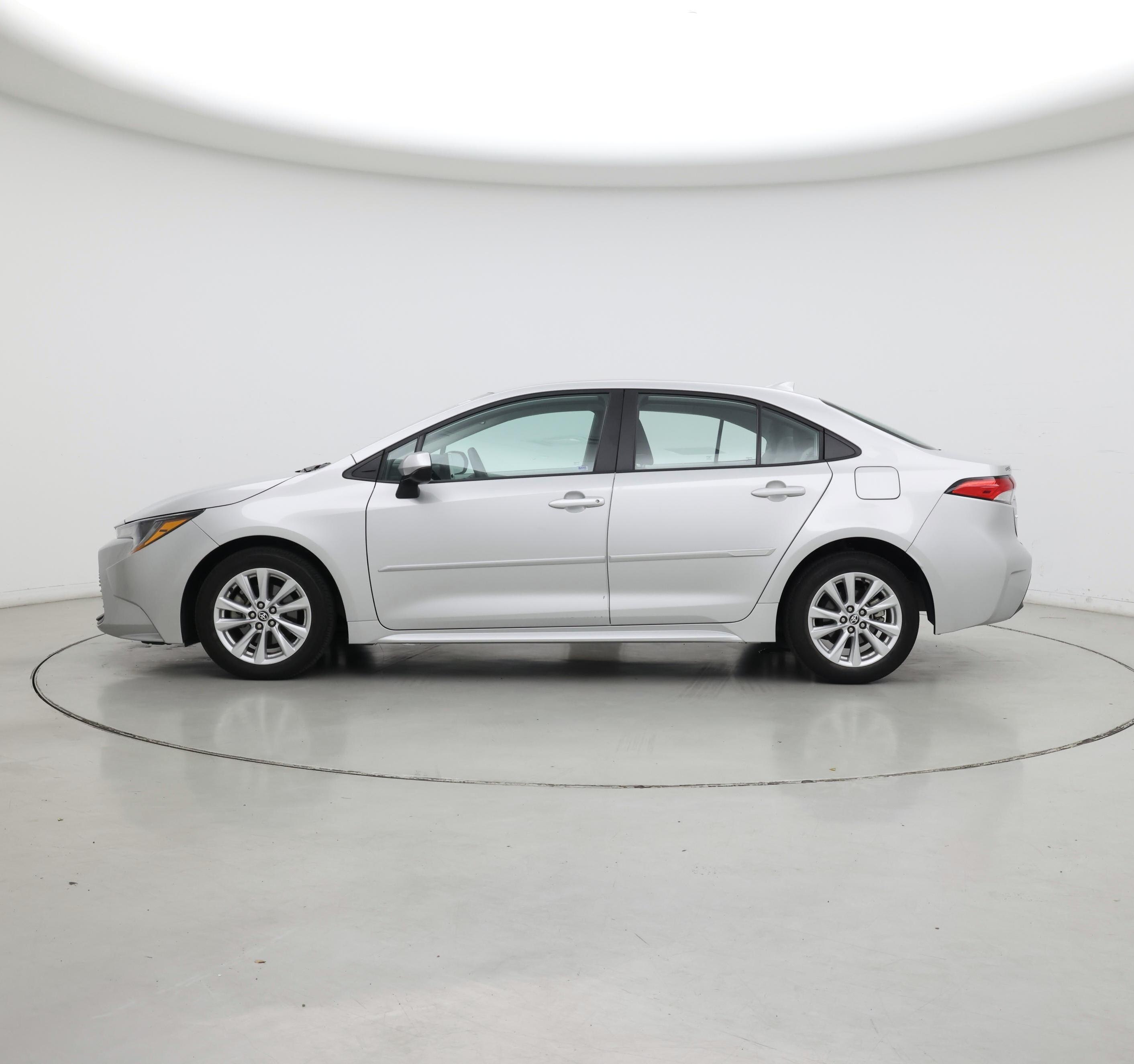 Thumbnail: 2024 Toyota Corolla - 3
