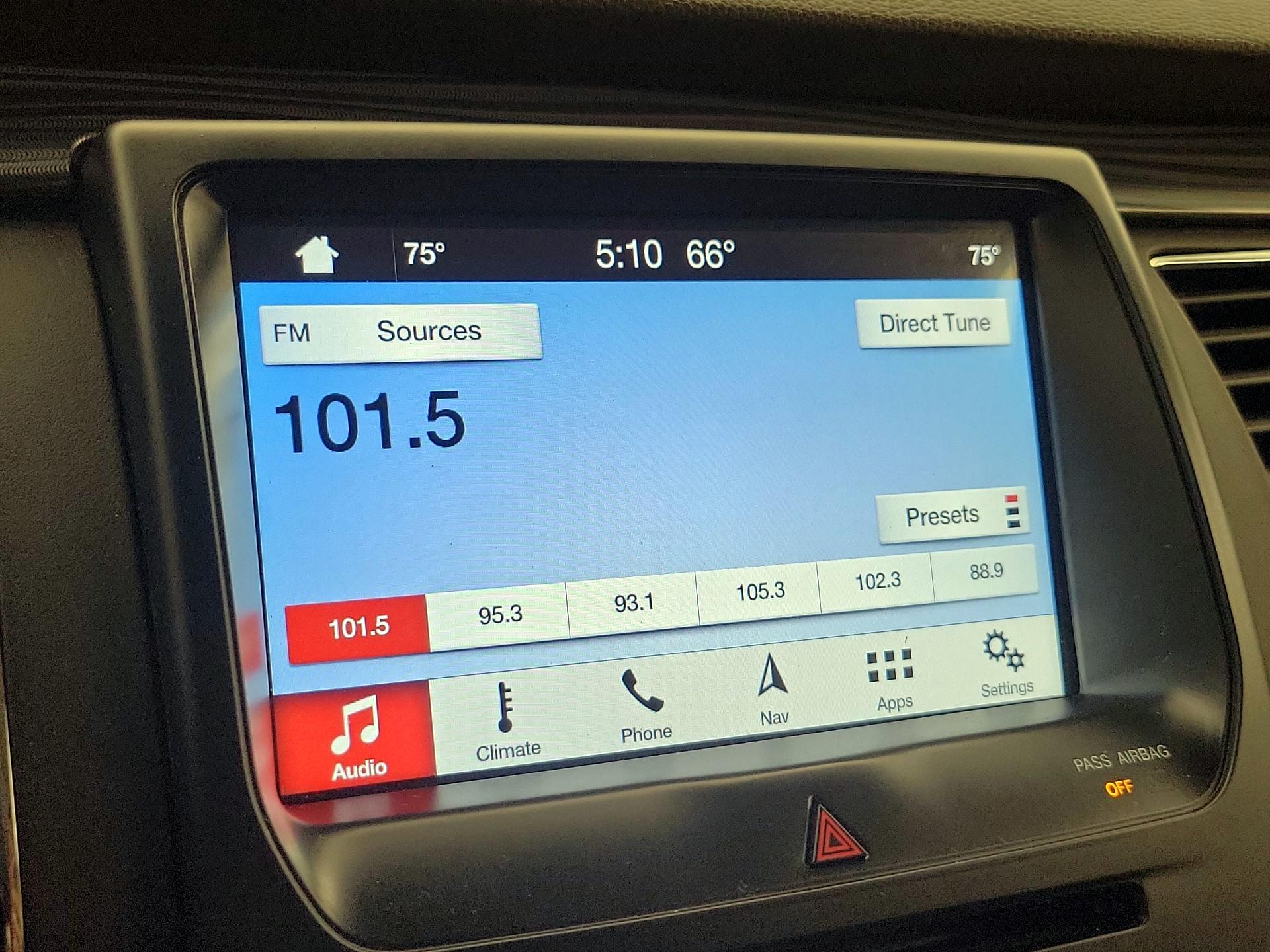 Thumbnail: 2018 Ford Flex - 16