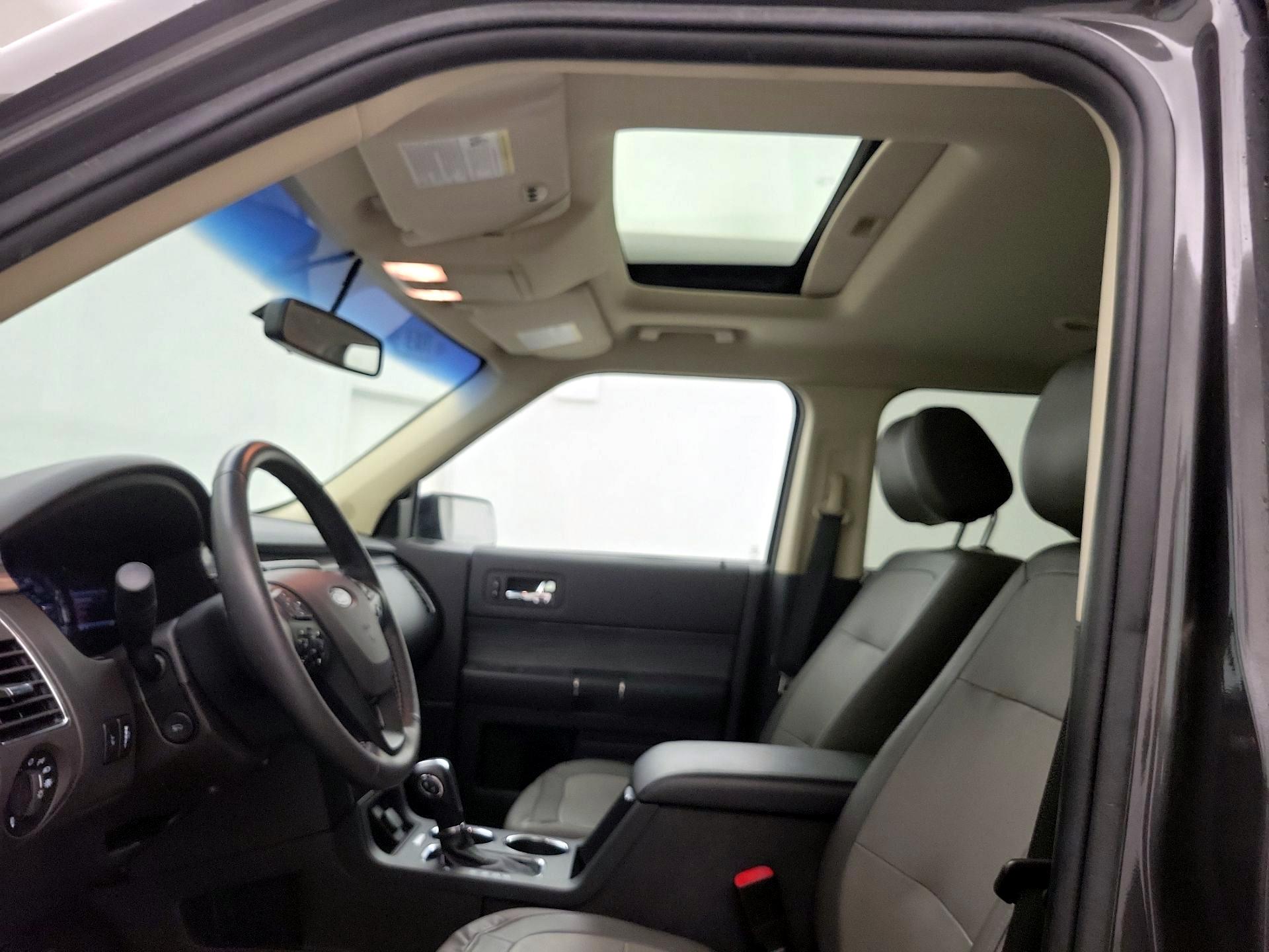 Thumbnail: 2018 Ford Flex - 20