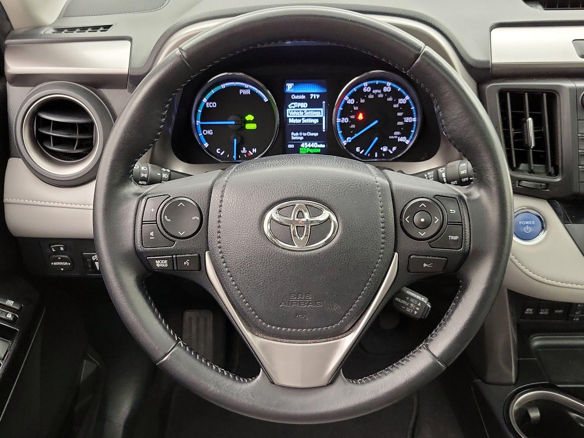 Thumbnail: 2016 Toyota RAV4 - 10