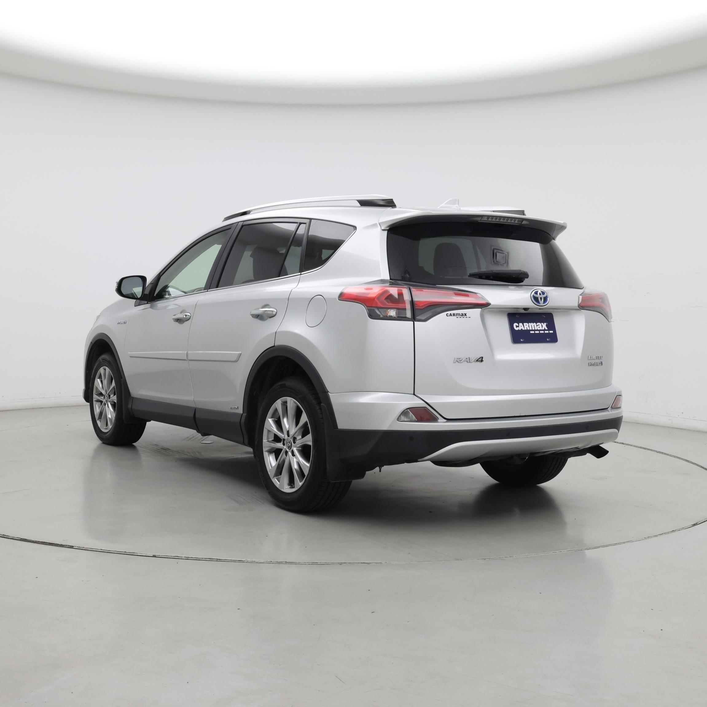 Thumbnail: 2016 Toyota RAV4 - 2