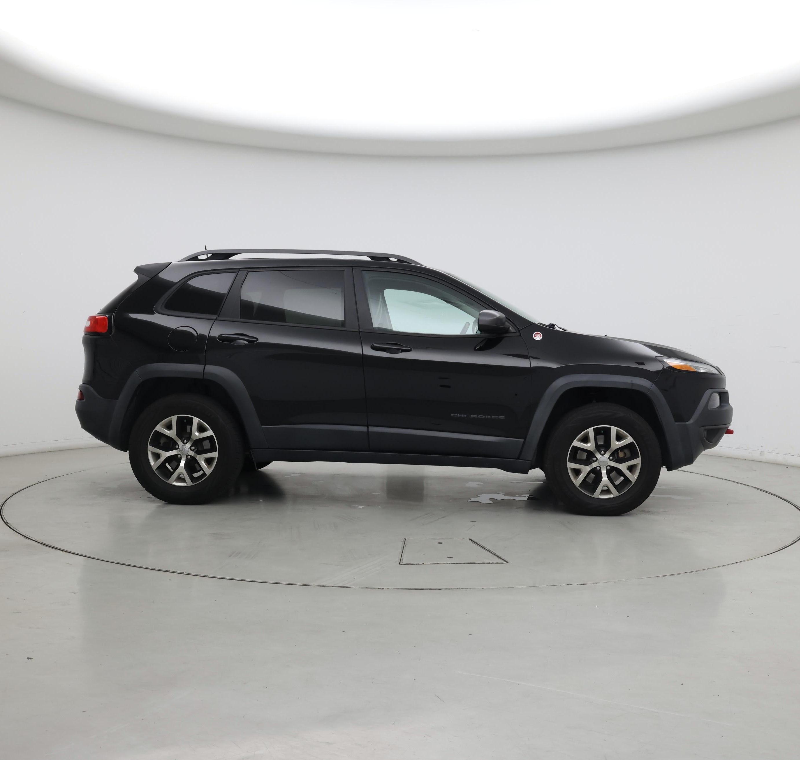 Thumbnail: 2017 Jeep Cherokee - 7
