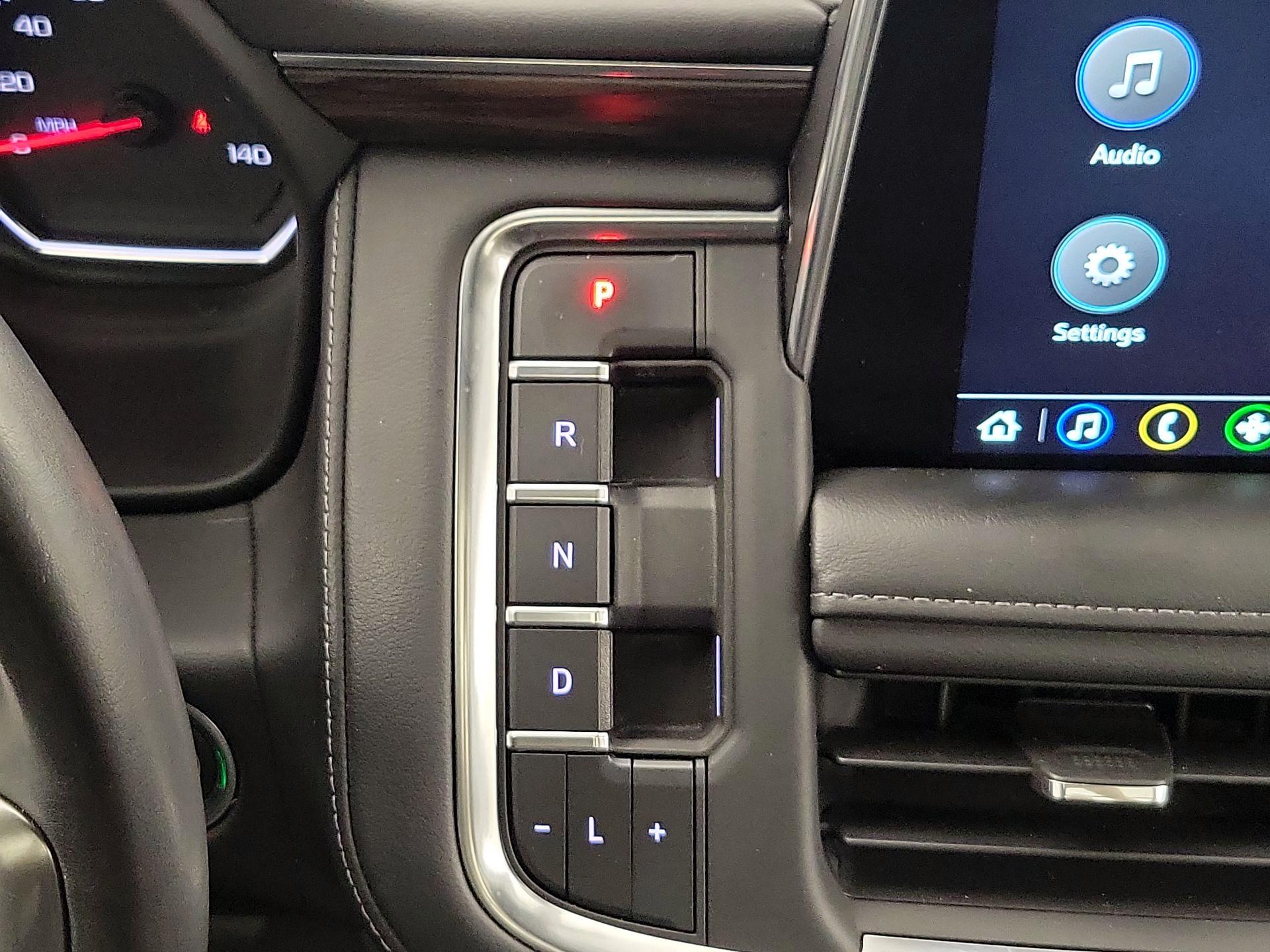 Thumbnail: 2021 Chevrolet Tahoe - 17