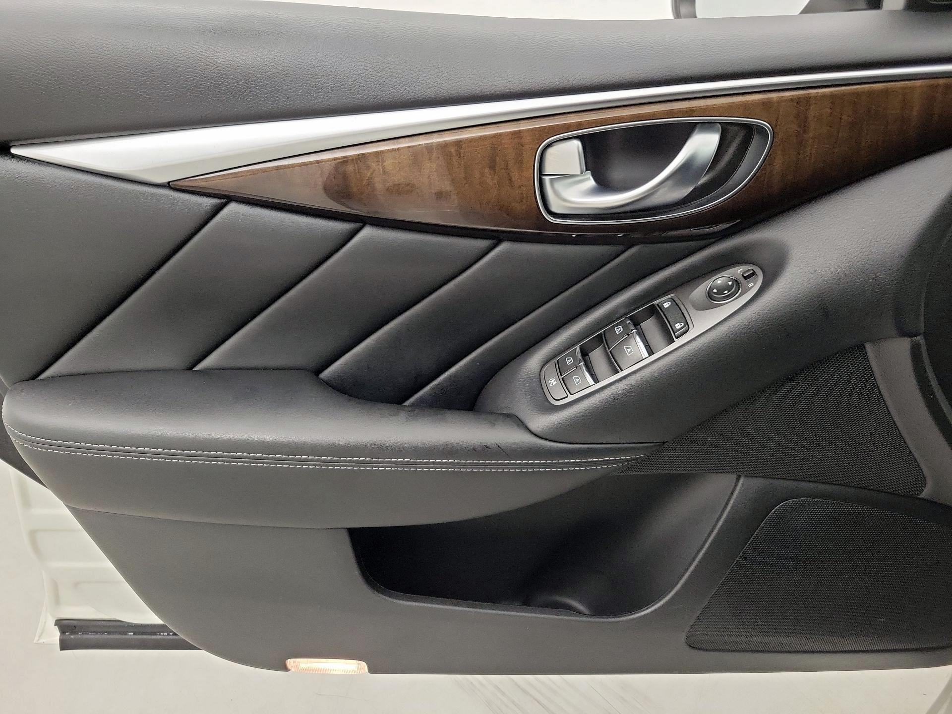 Thumbnail: 2019 INFINITI Q50 - 12