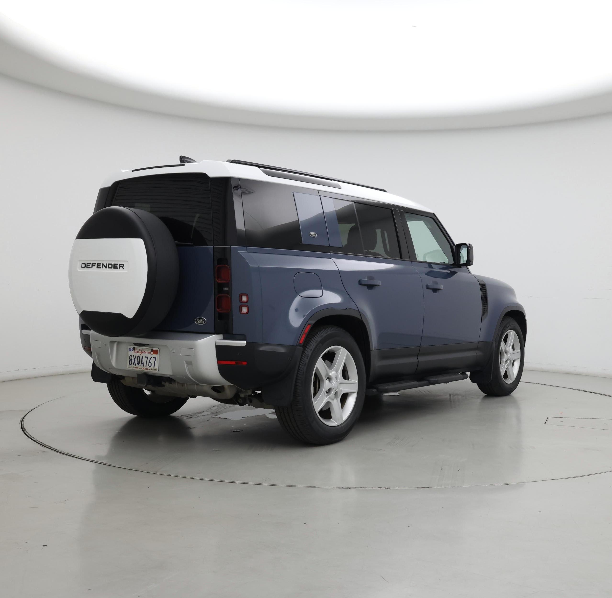 Thumbnail: 2022 Land Rover Defender - 8
