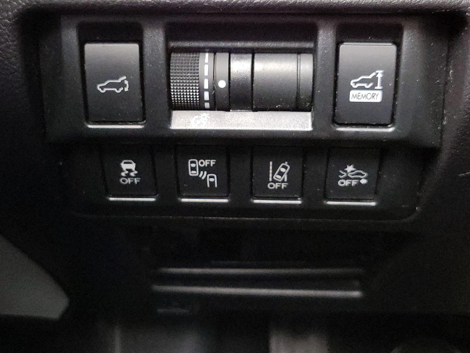 Thumbnail: 2019 Subaru Outback - 13