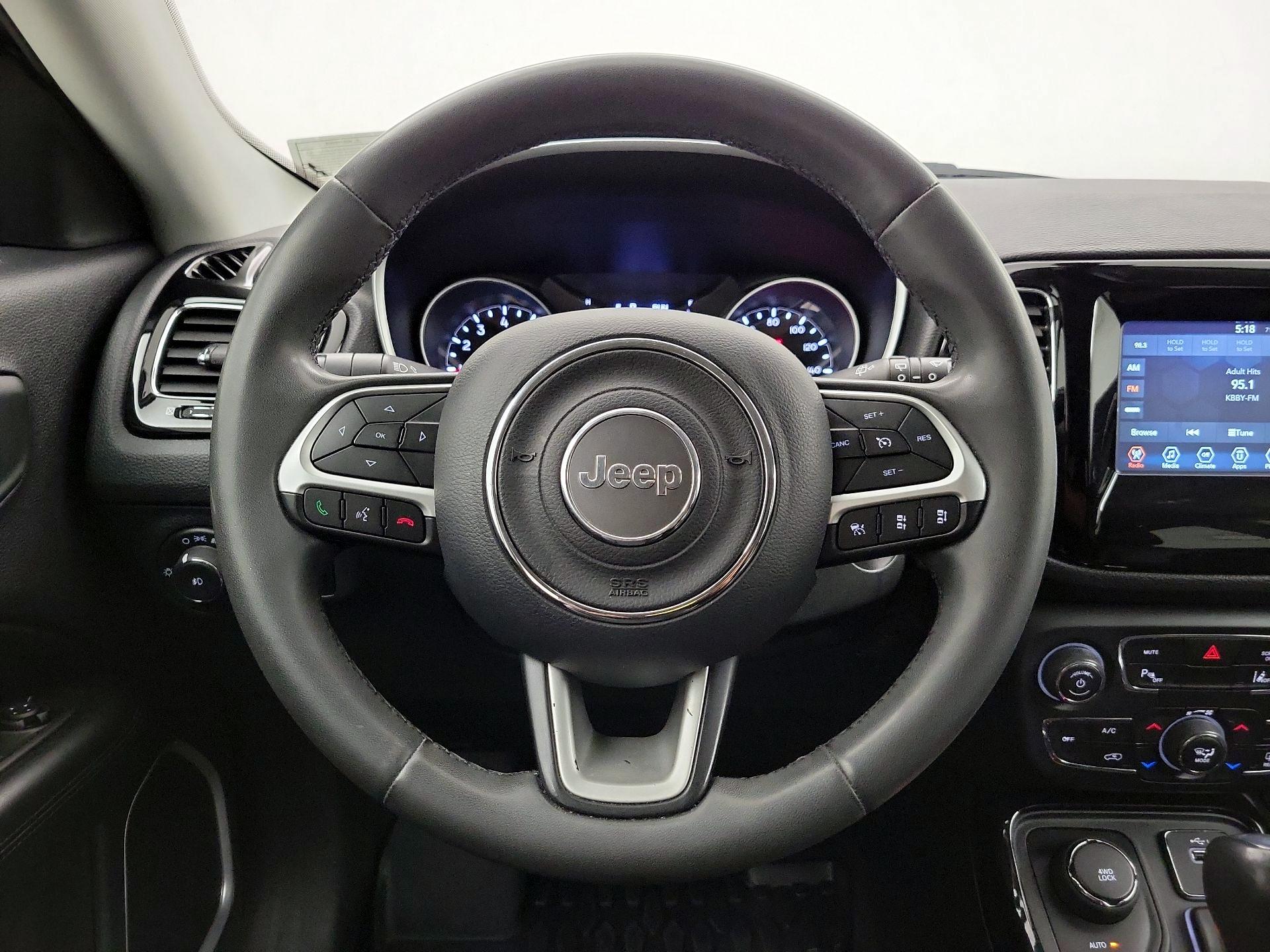 Thumbnail: 2021 Jeep Compass - 10