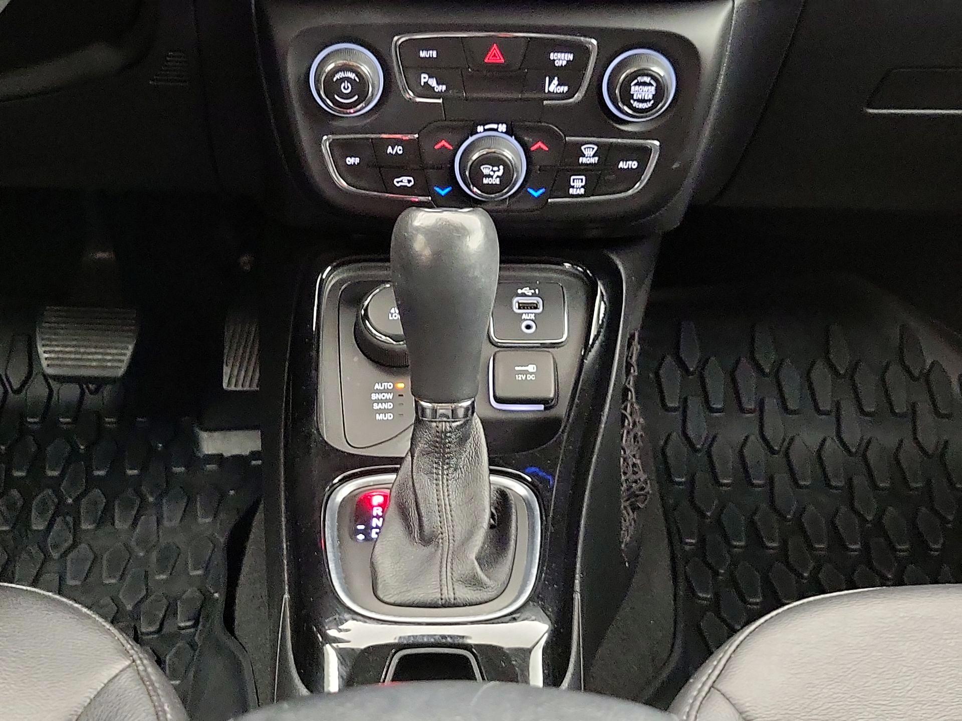Thumbnail: 2021 Jeep Compass - 17