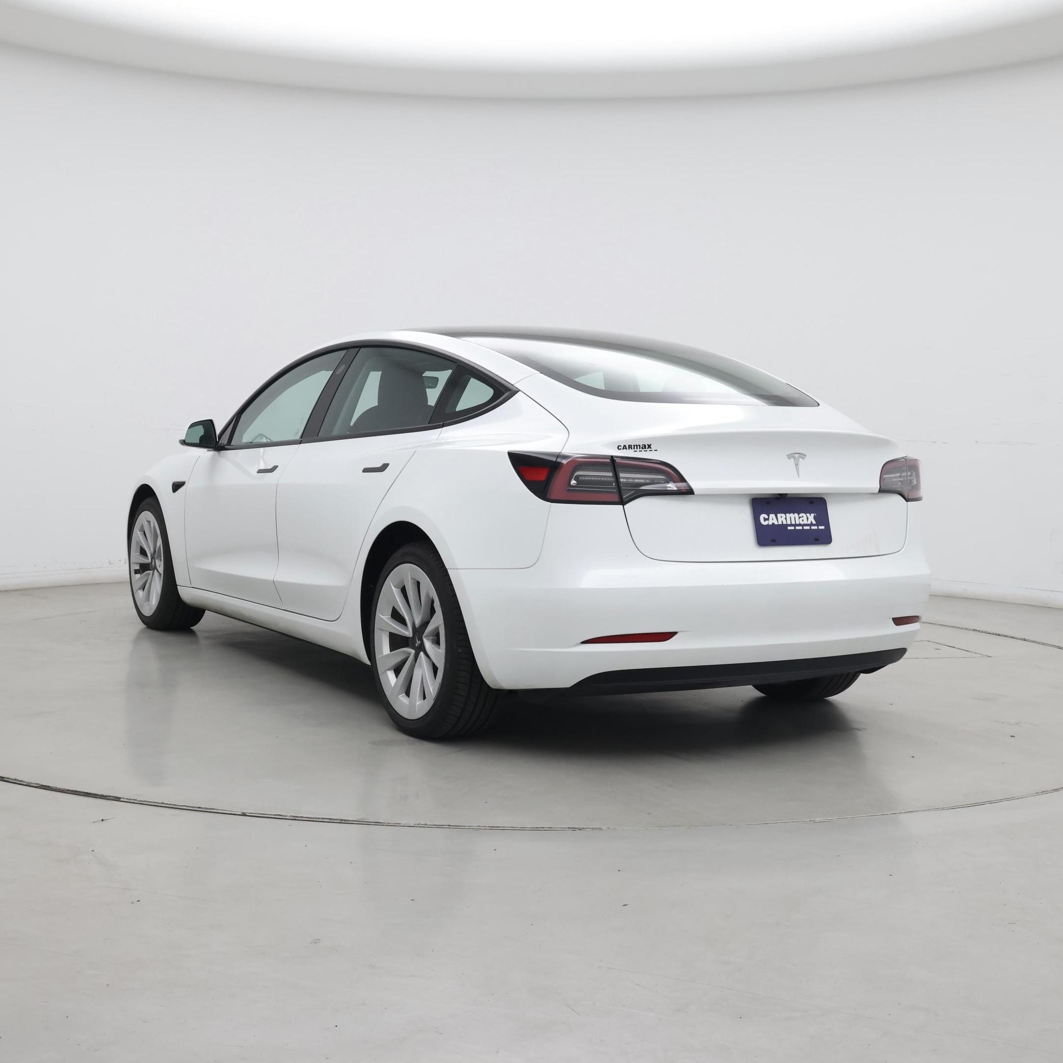 Thumbnail: 2023 Tesla Model 3 - 2