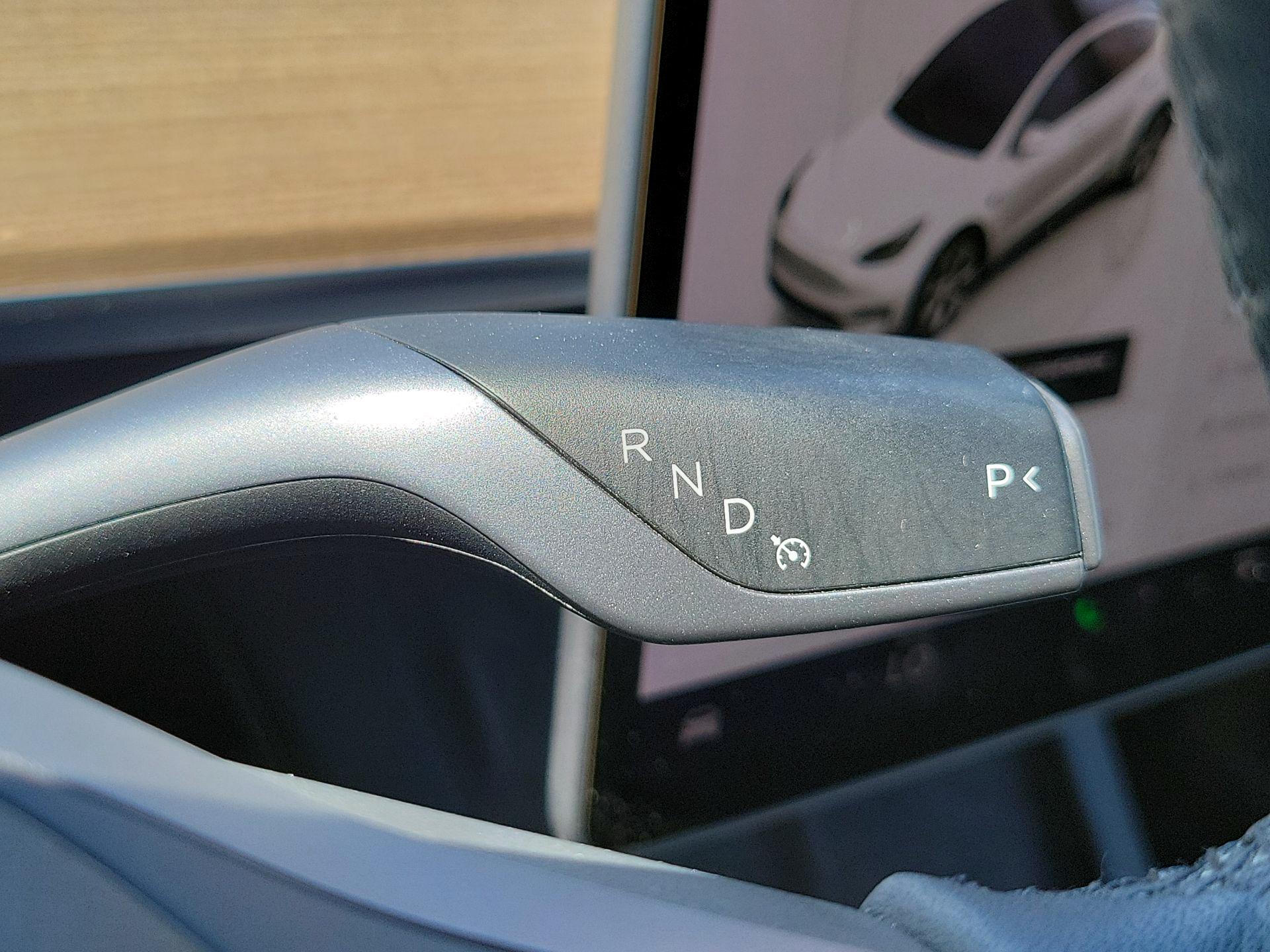 Thumbnail: 2022 Tesla Model Y - 17
