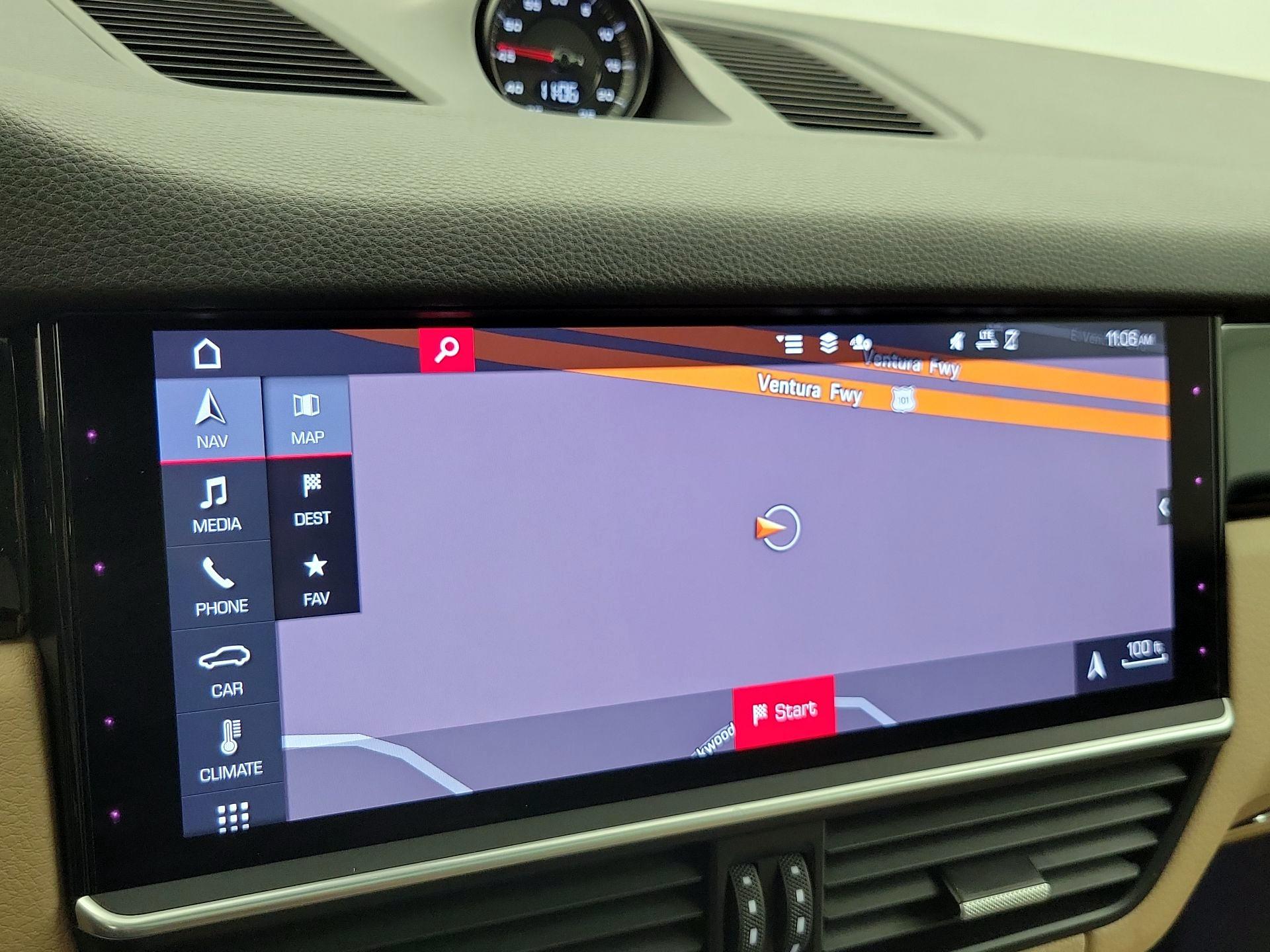 Thumbnail: 2020 Porsche Cayenne - 14