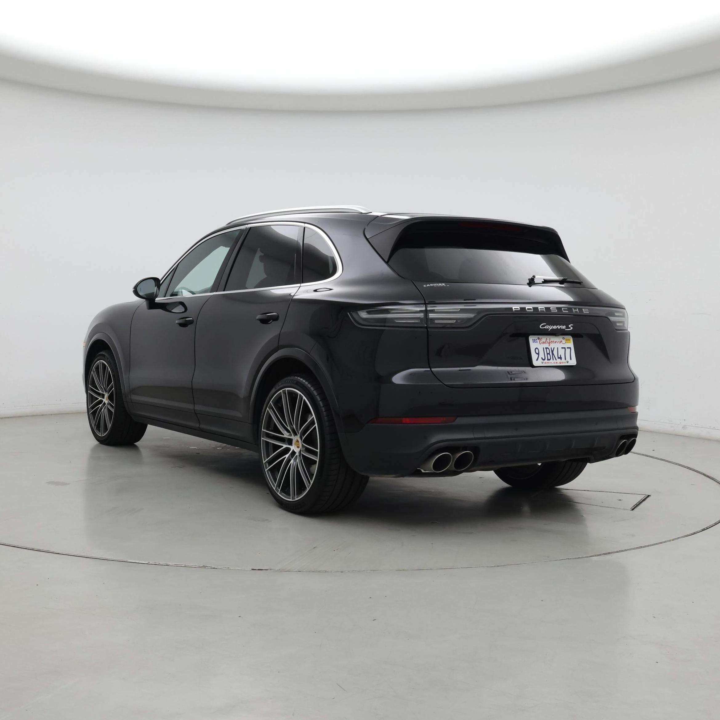 Thumbnail: 2020 Porsche Cayenne - 2