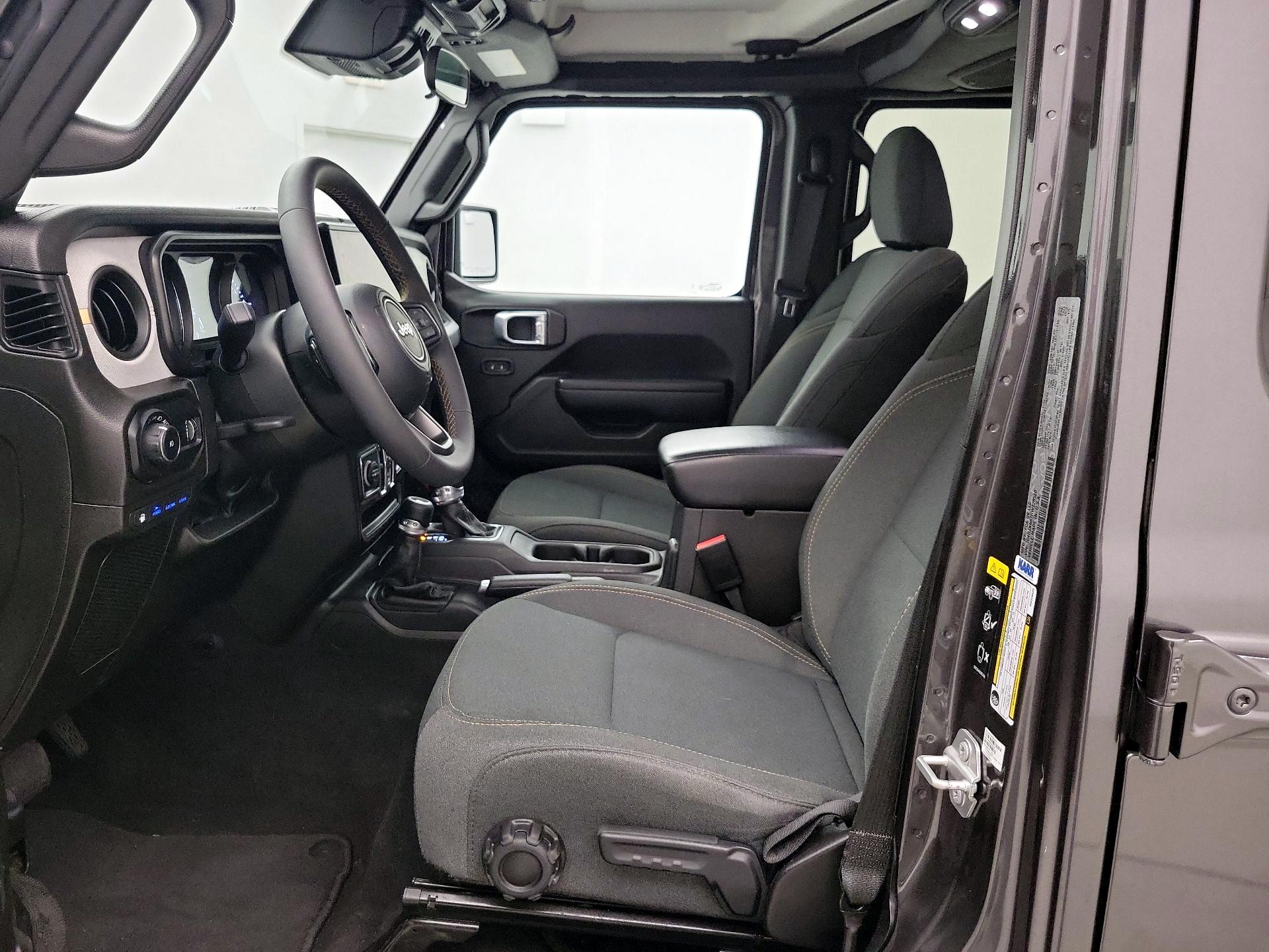 Thumbnail: 2024 Jeep Wrangler - 11
