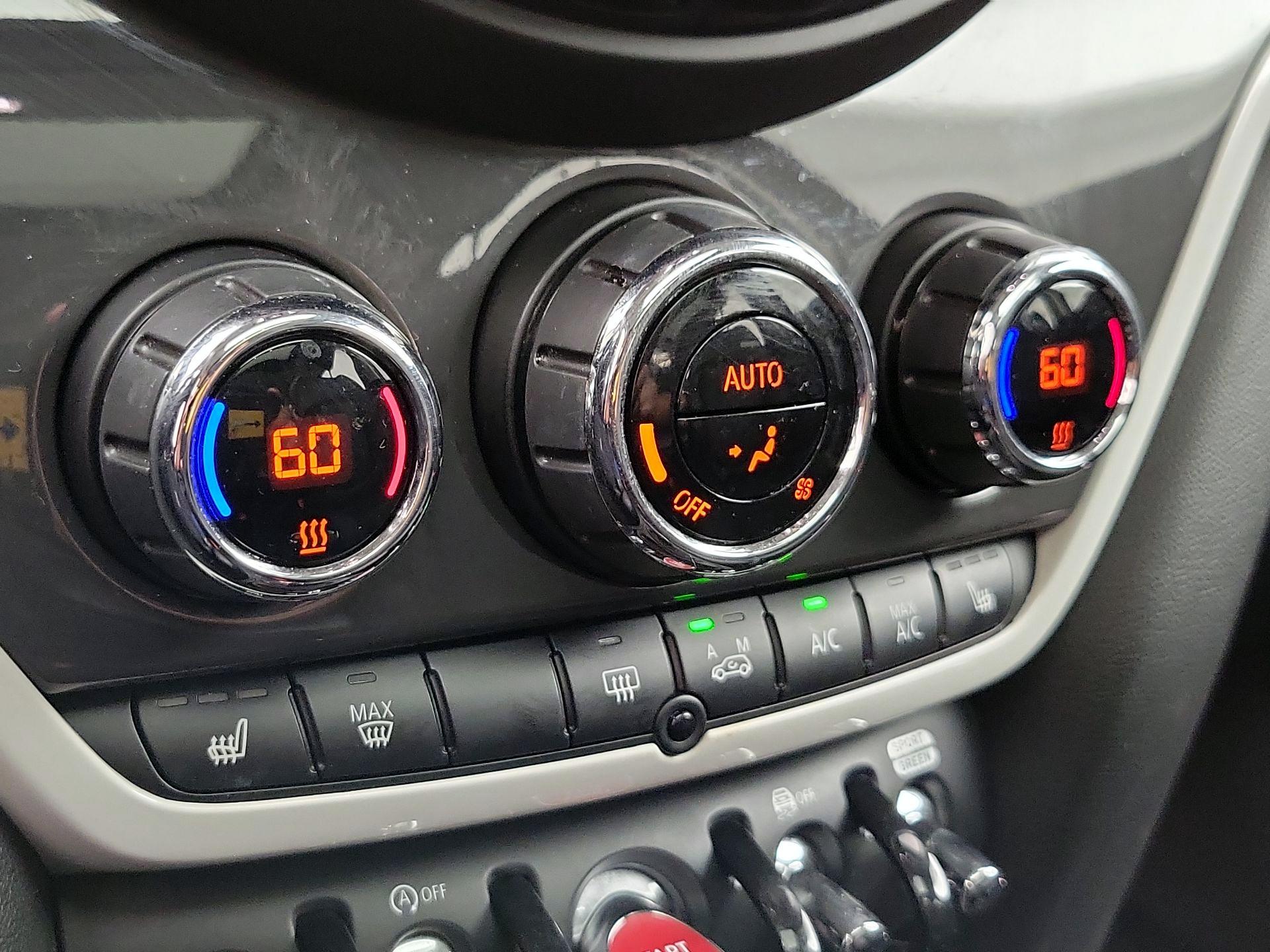 Thumbnail: 2020 MINI Cooper Countryman - 16